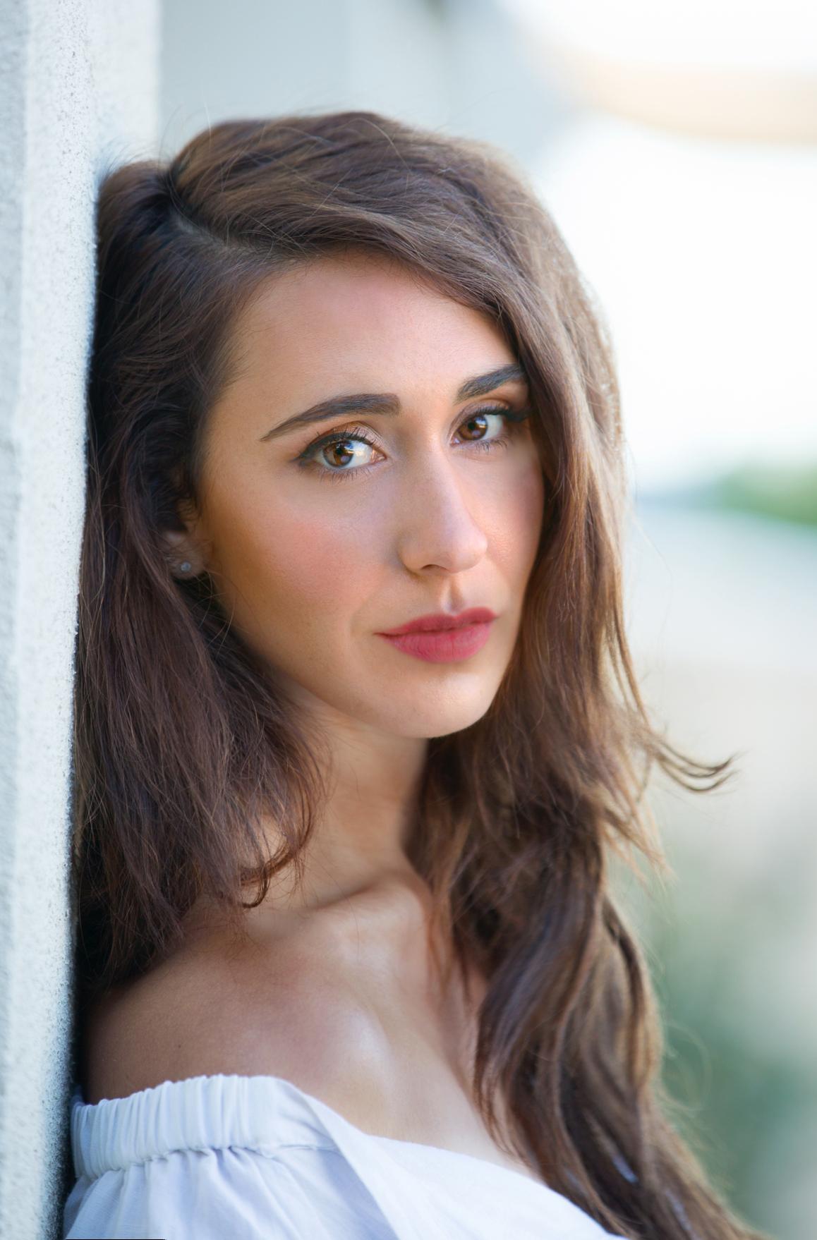 actor Madeleine Kennedy large photo