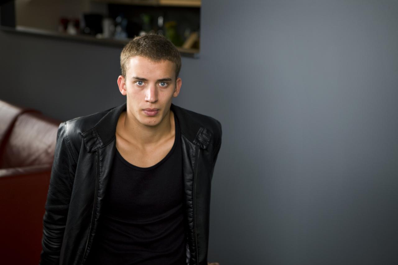 actor Jonas Bloquet large photo