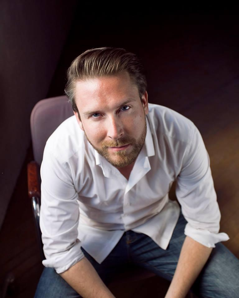 actor Nick Smyth large photo