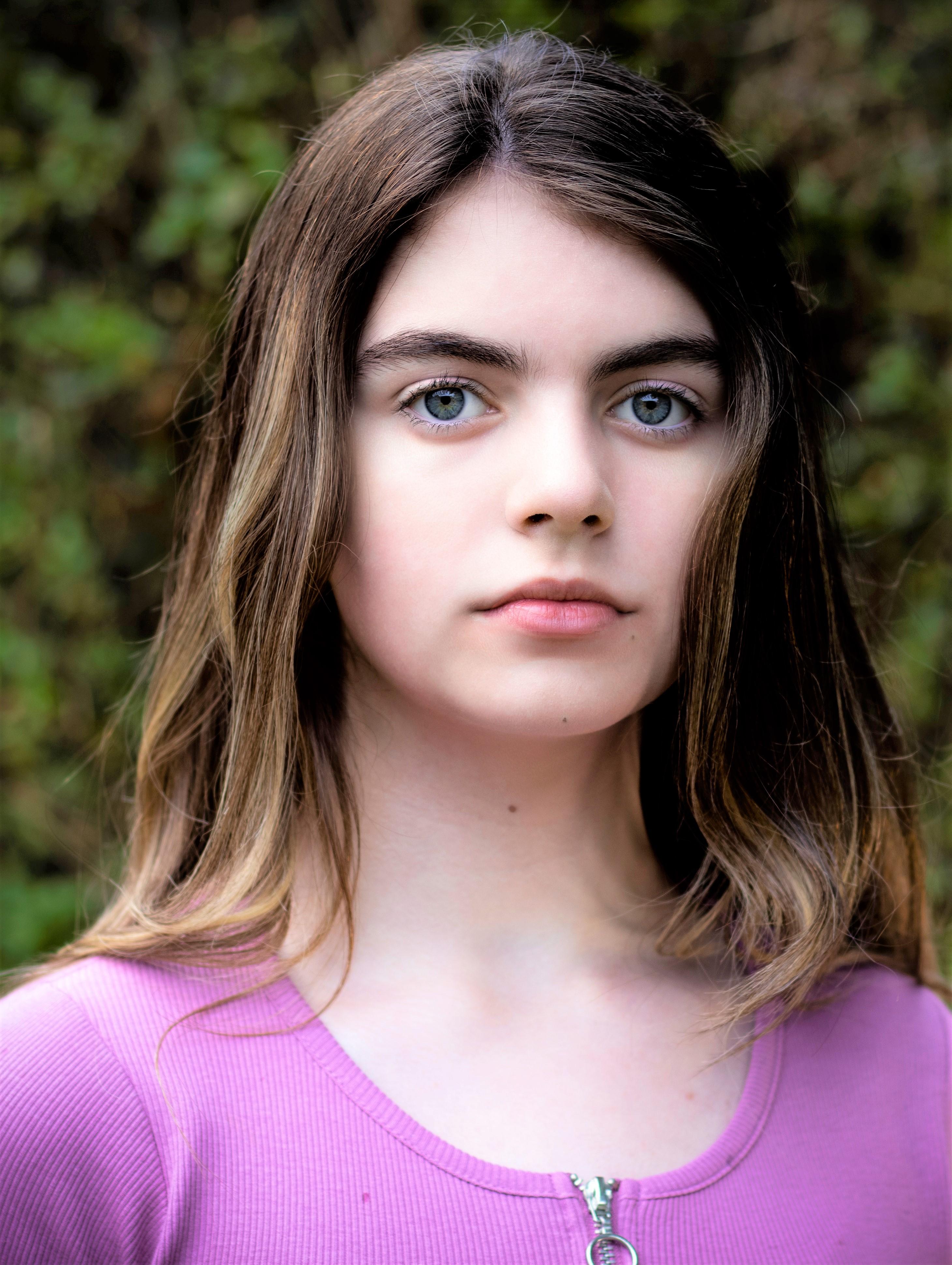 actor Konstanza Firth-Radford large photo