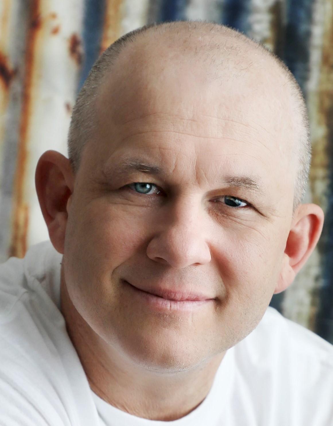 actor Matt Mhoon large photo