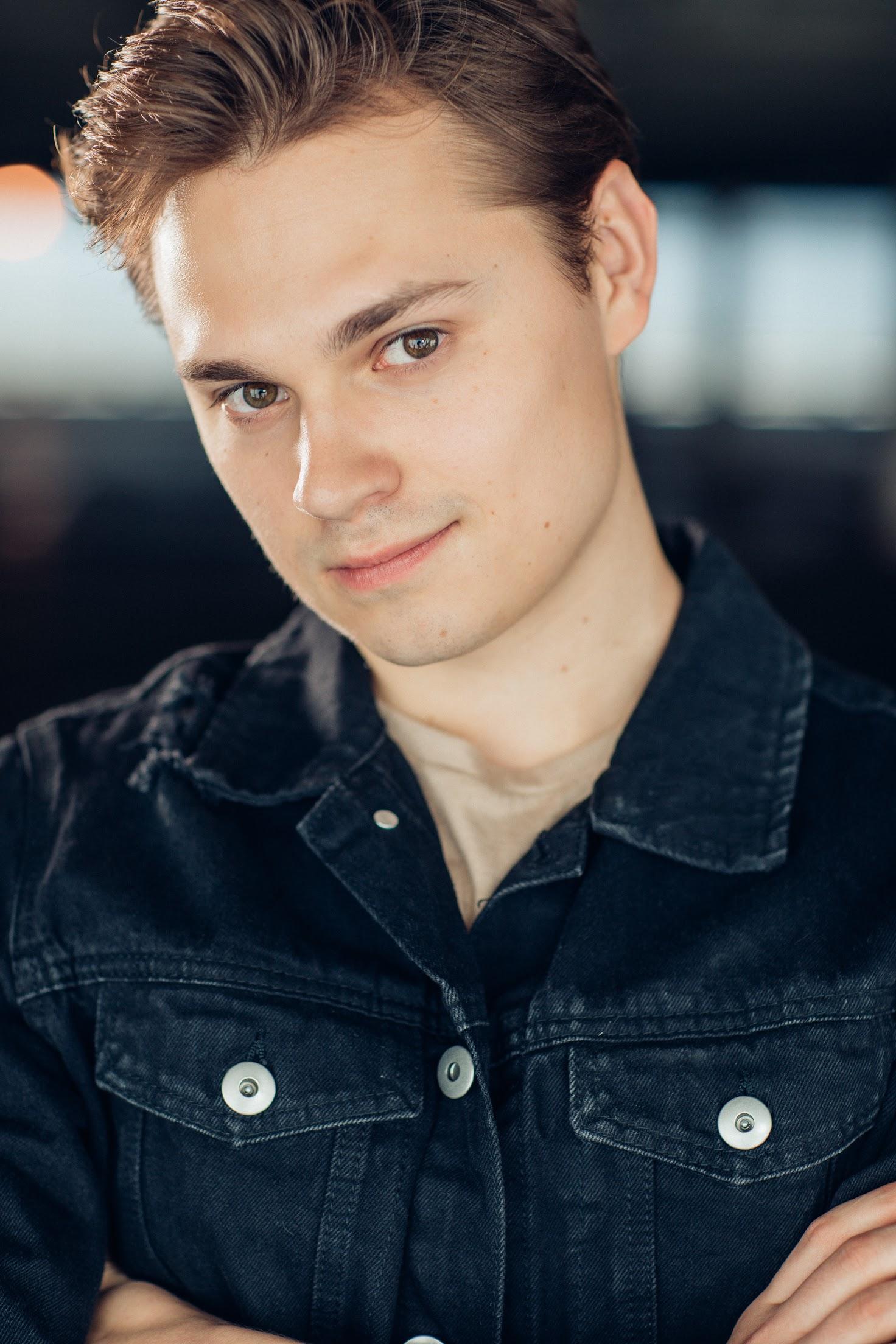 actor Guyon Brandt large photo