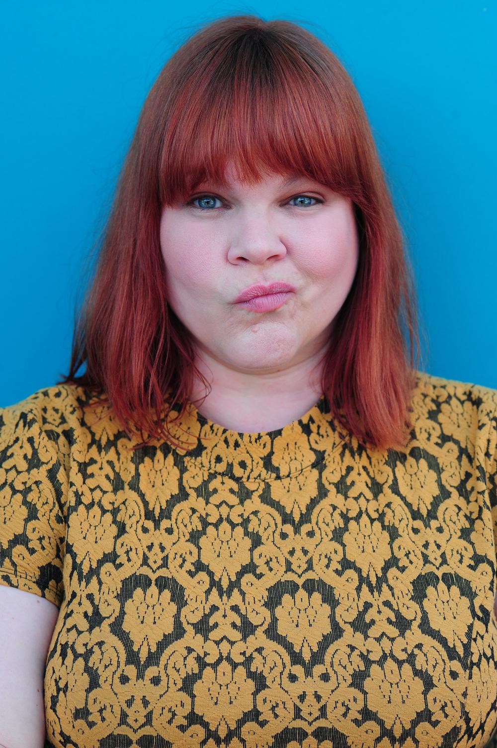 actor Jenna Edwards large photo