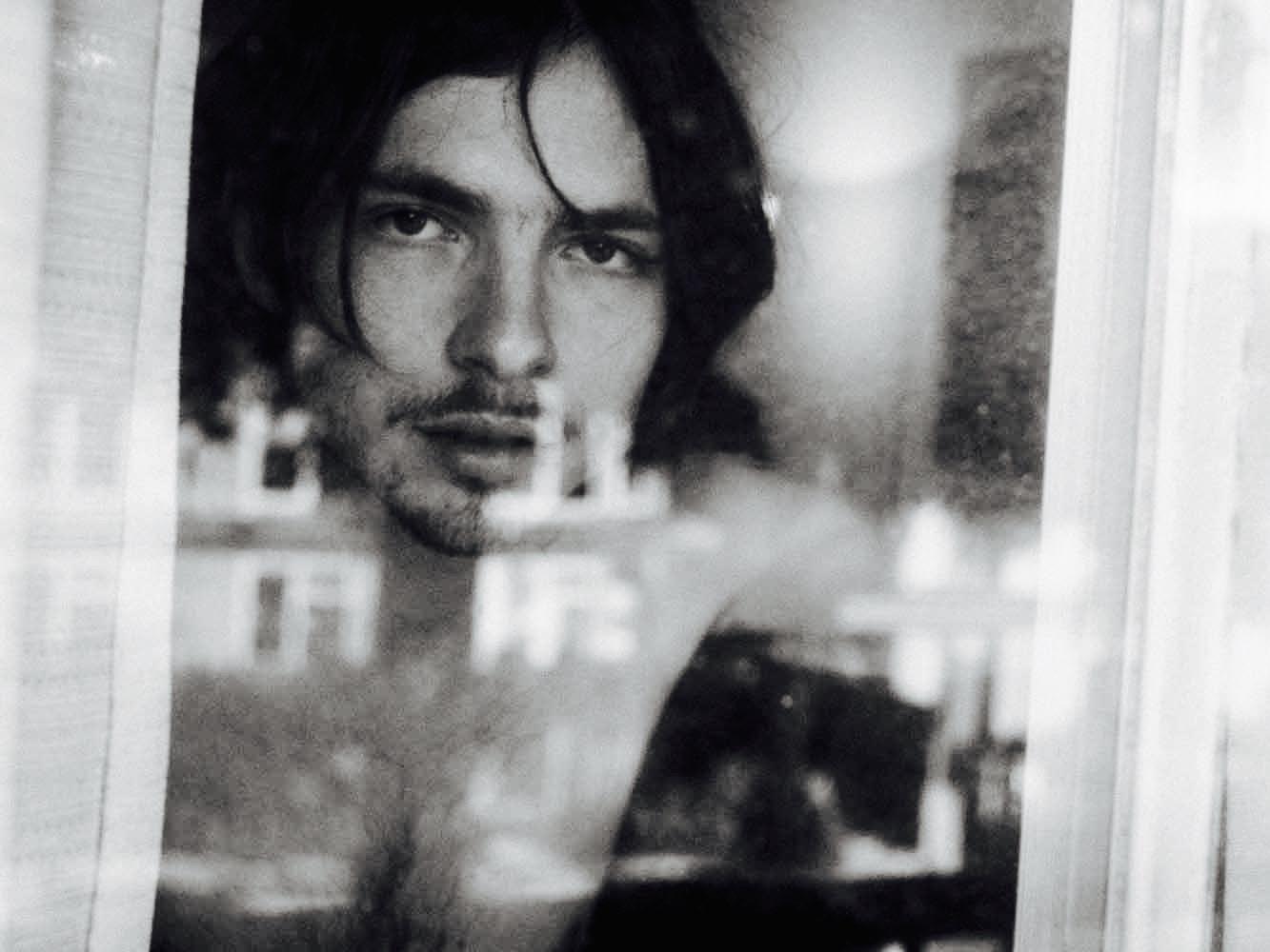 actor Michael Mitton large photo