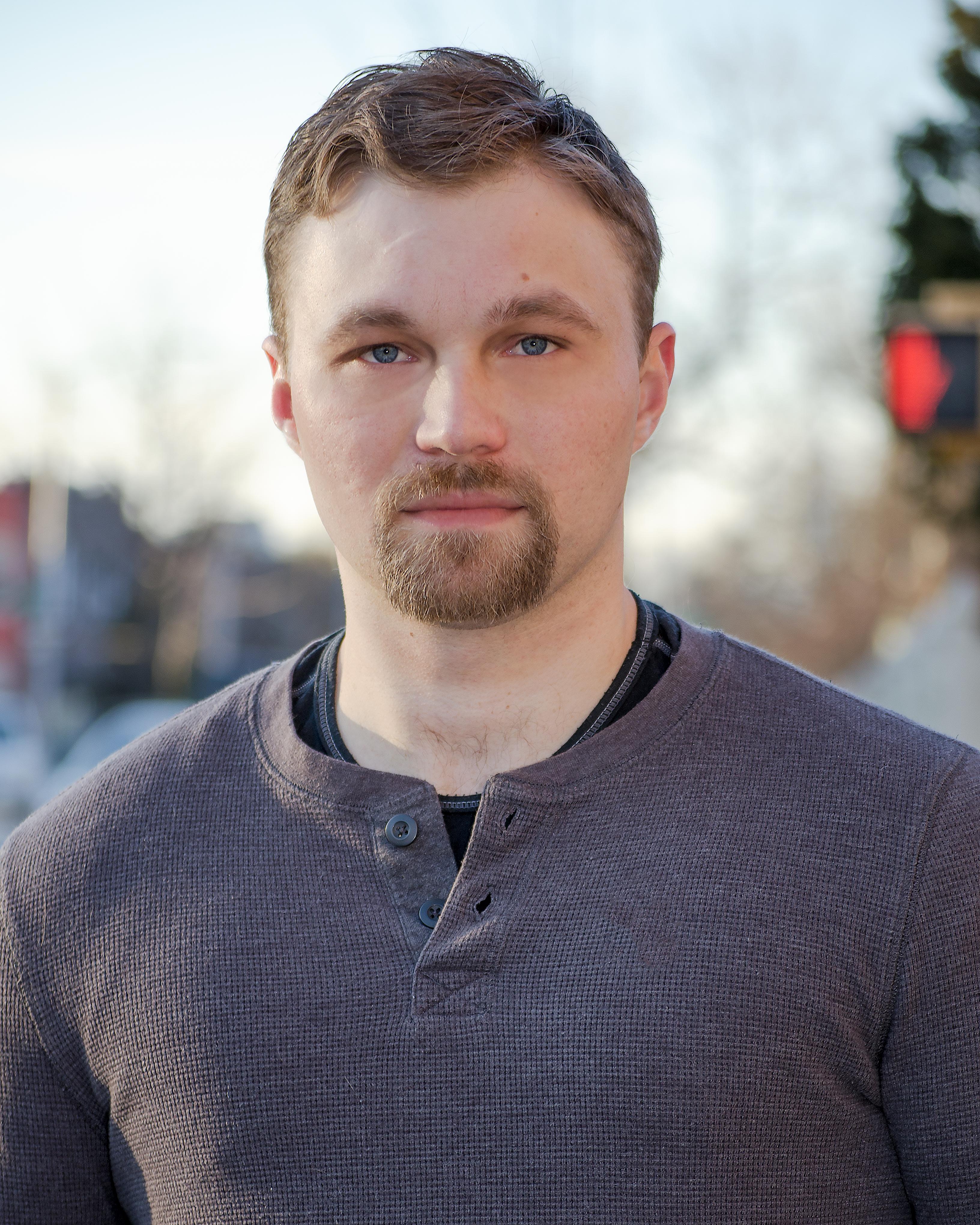 actor Jake Eavey large photo