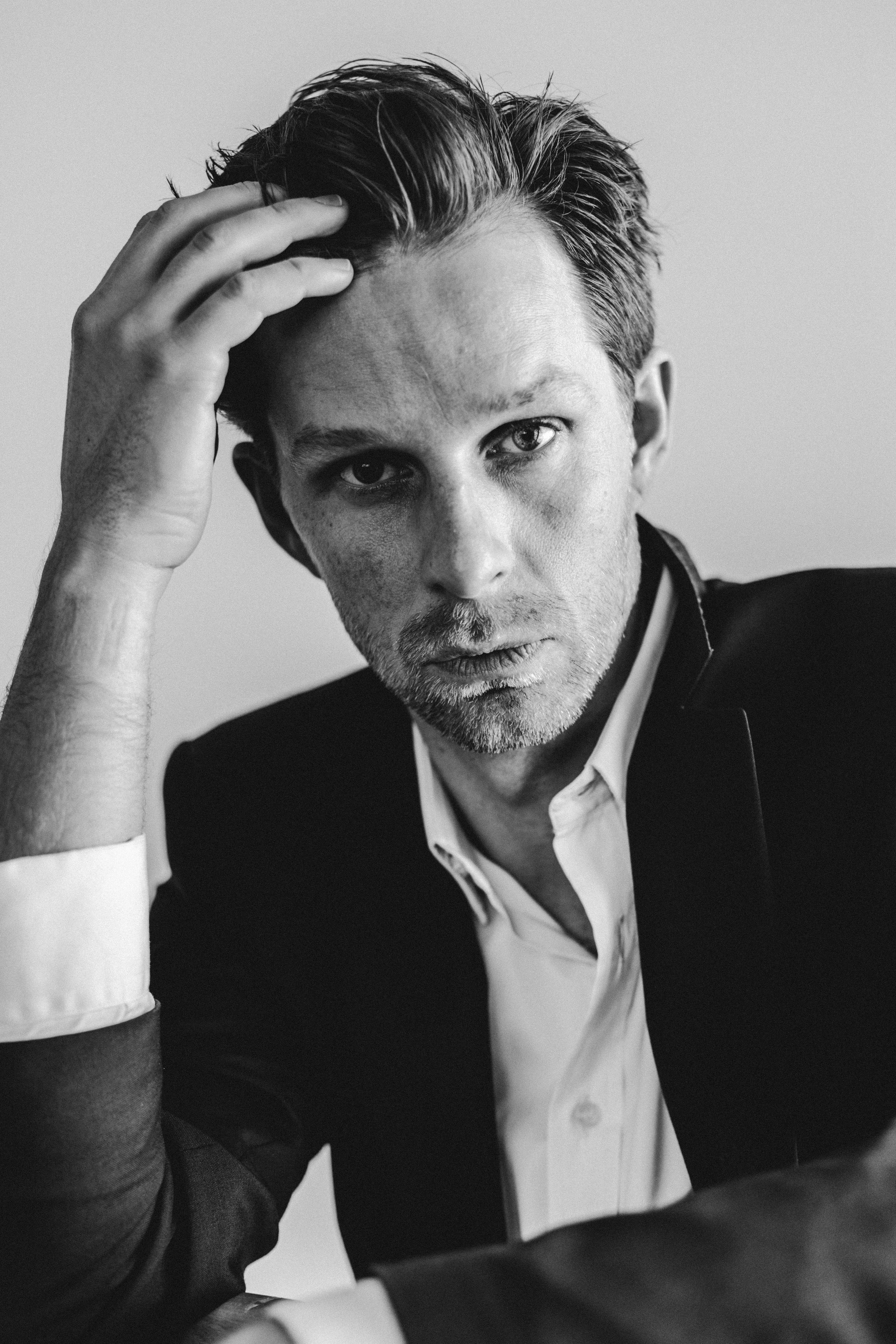 actor R Austin Ball large photo