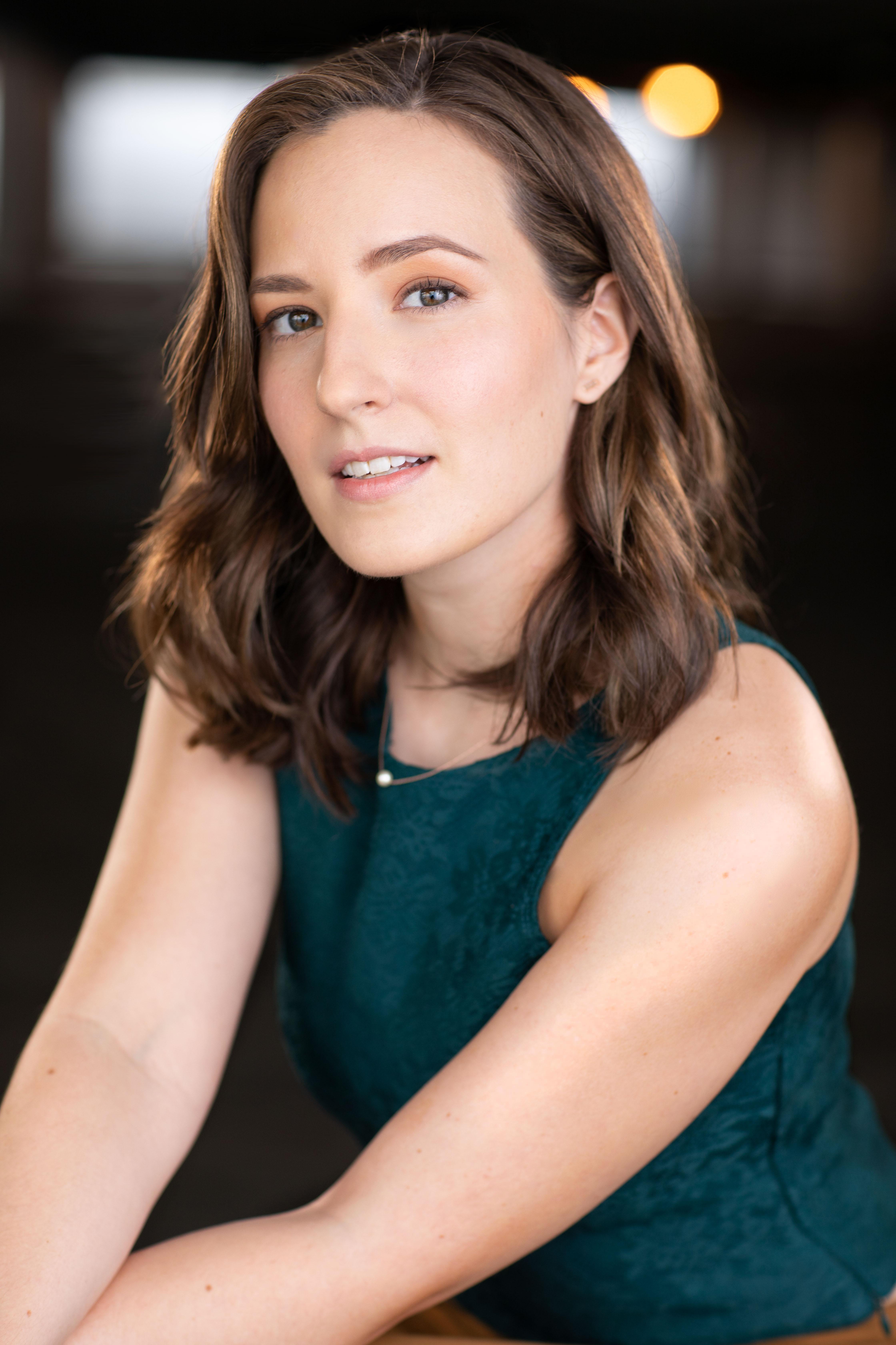 actor Mary McElree large photo