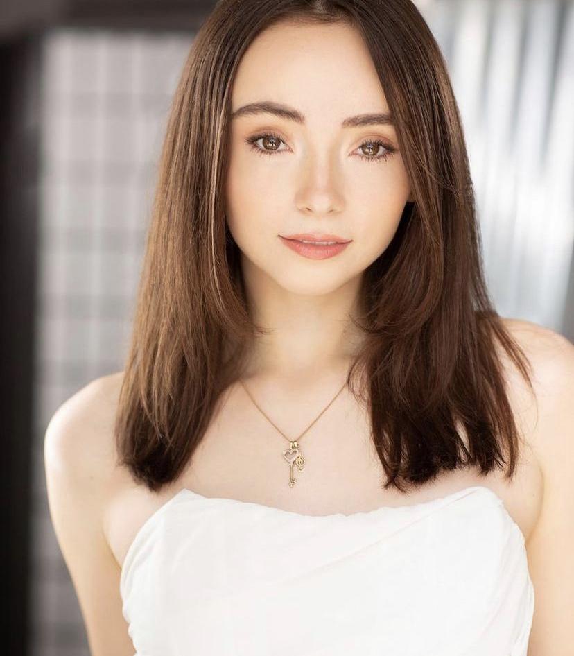 actor Aria Taylor large photo