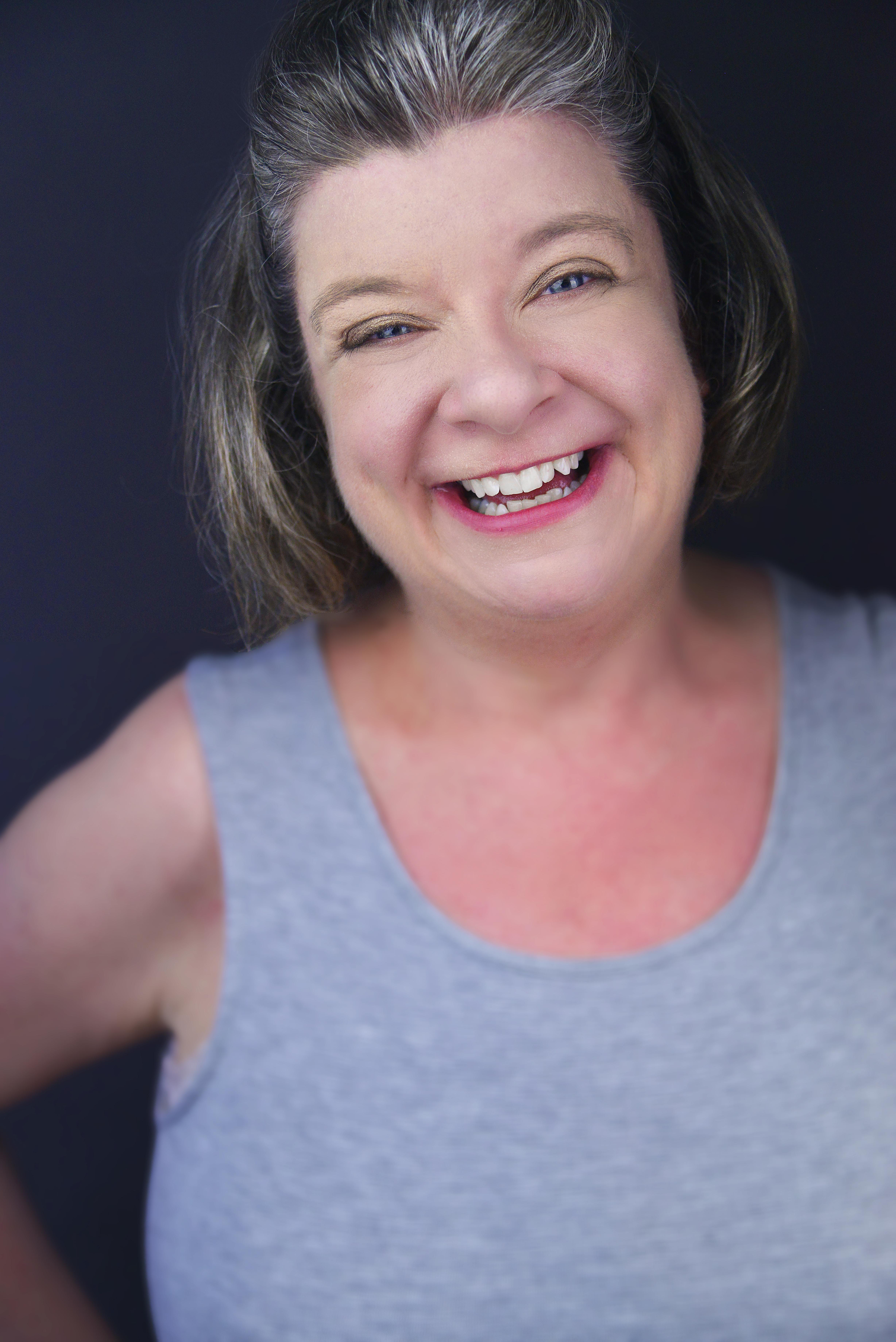 actor Polly McKie large photo