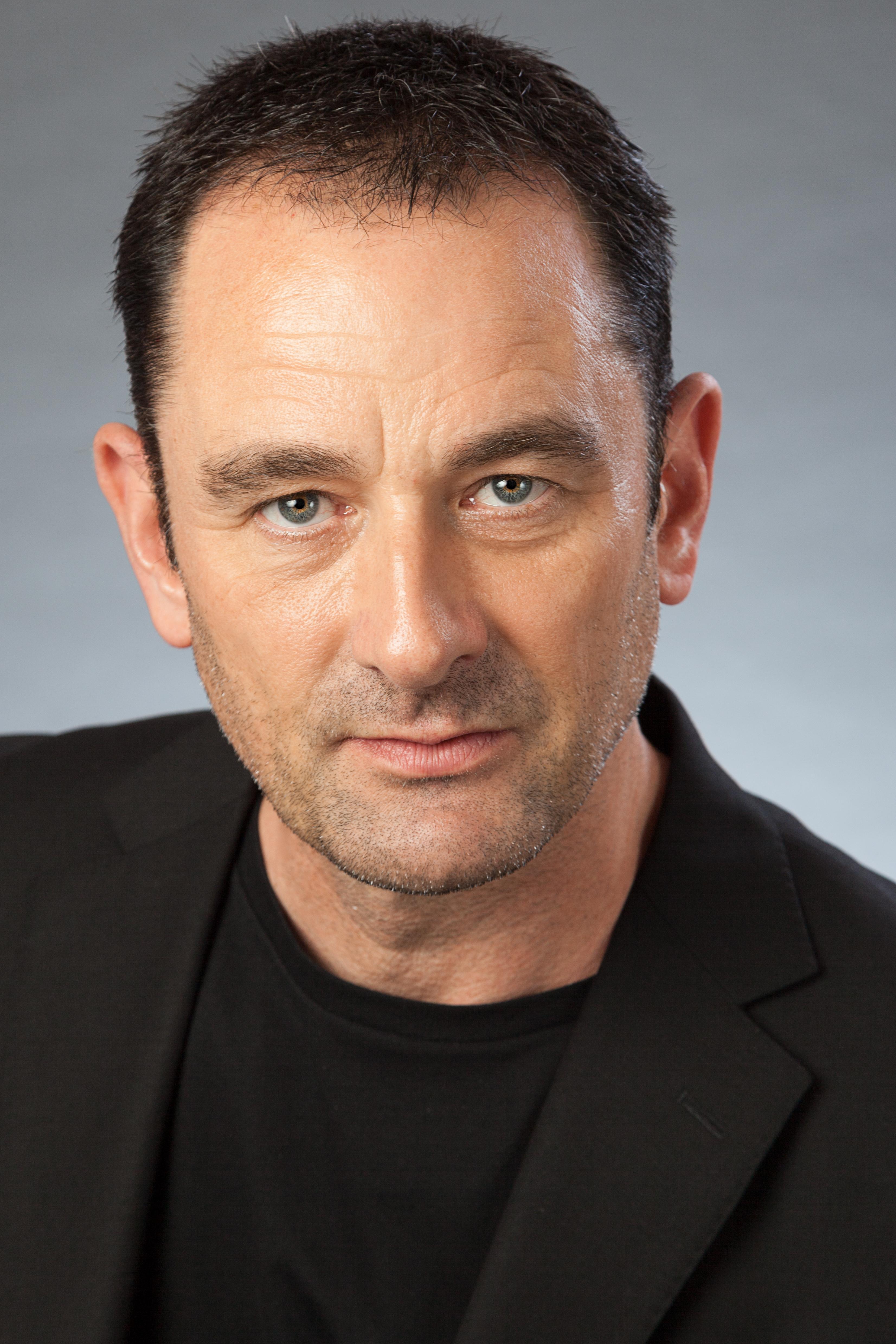 actor Martin Calcroft large photo