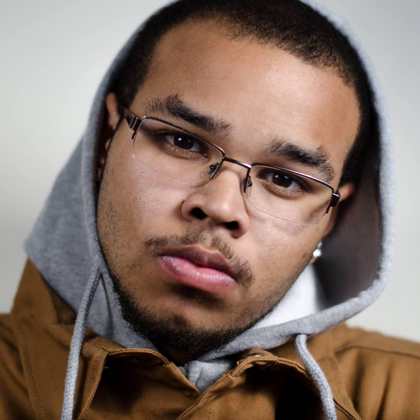 actor Dishion Buckner large photo