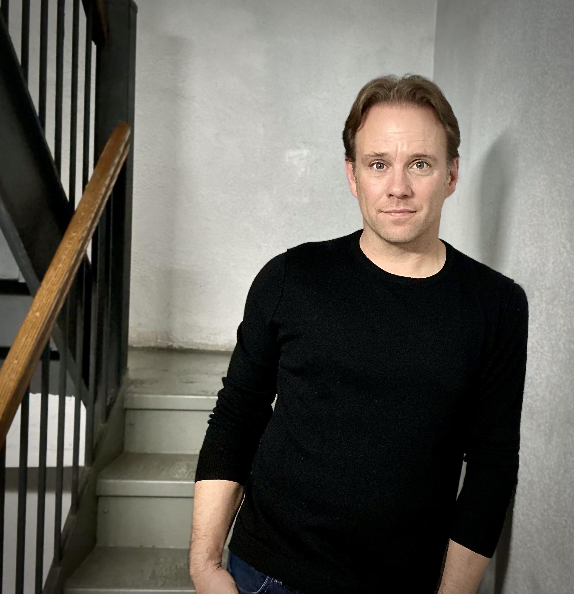 actor Andy Gates large photo