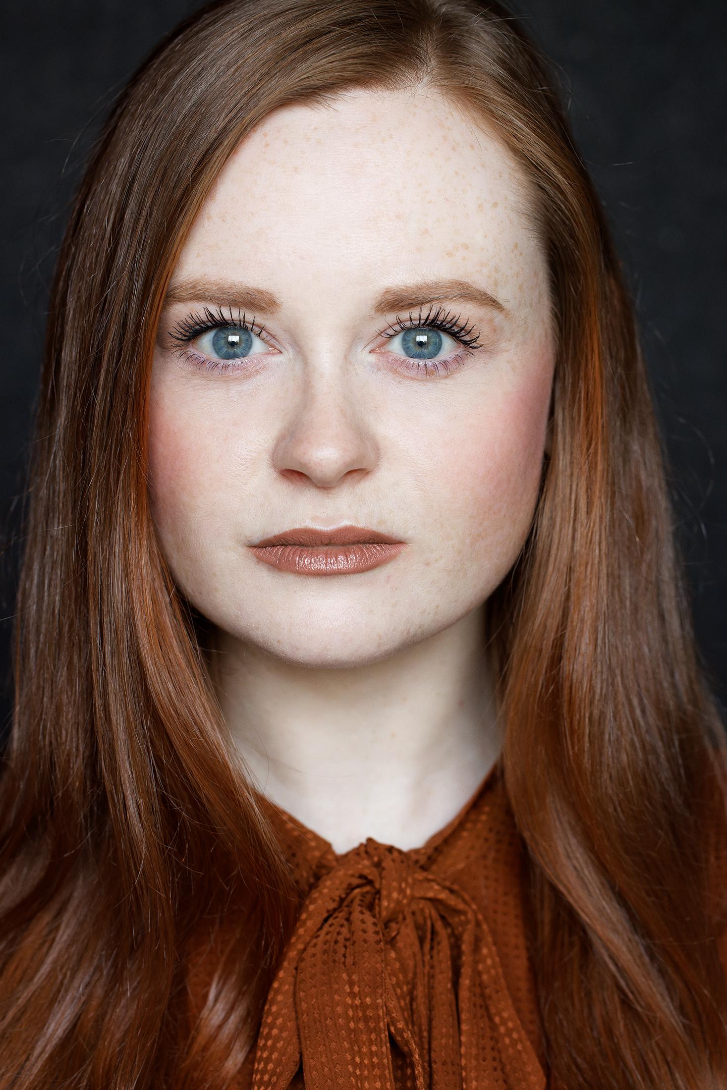 actor Alicia Gerrard large photo