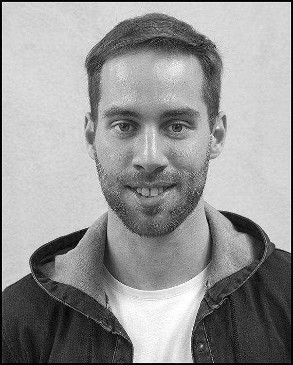 actor Petr Vancura large photo