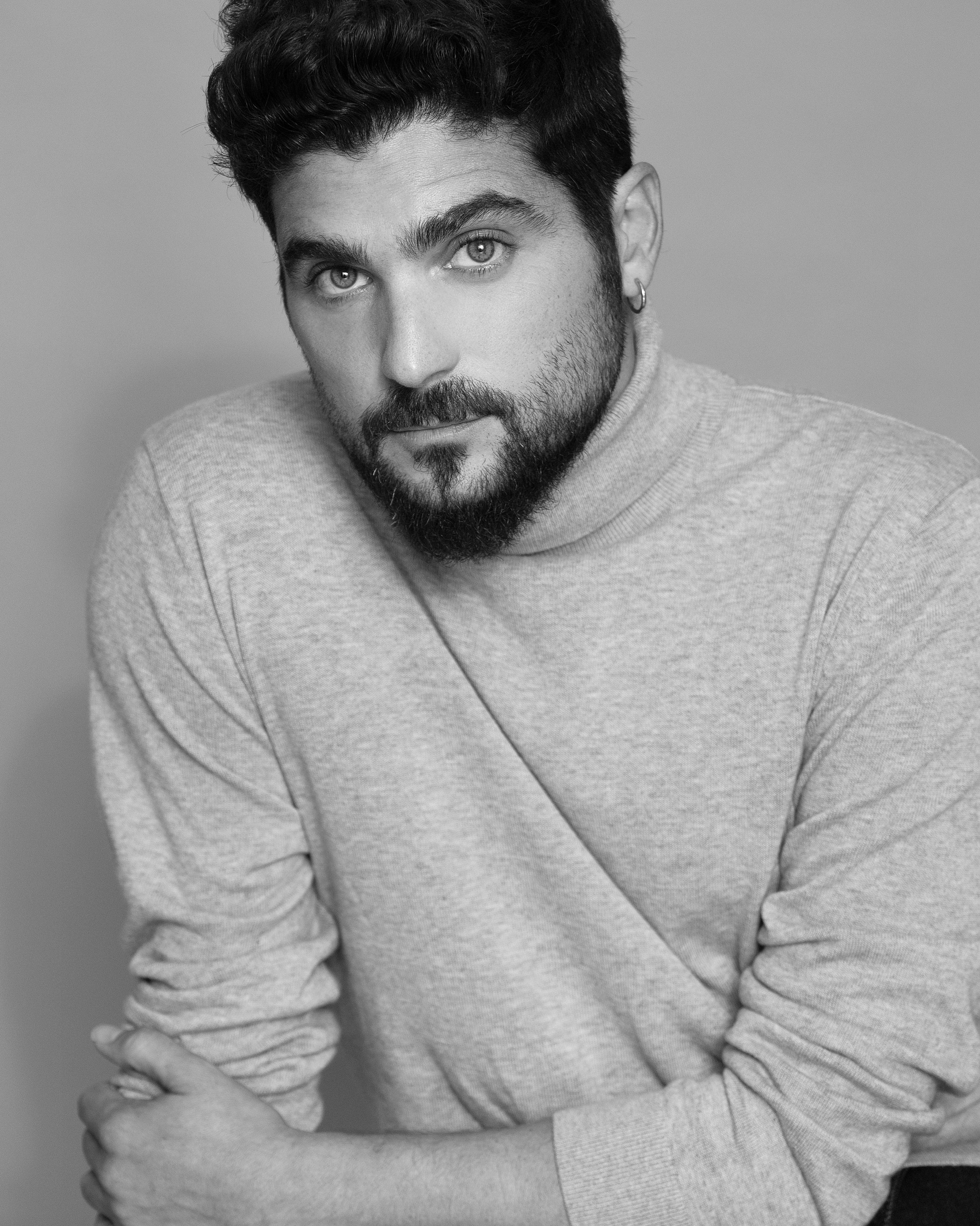 actor Oshri Cohen large photo