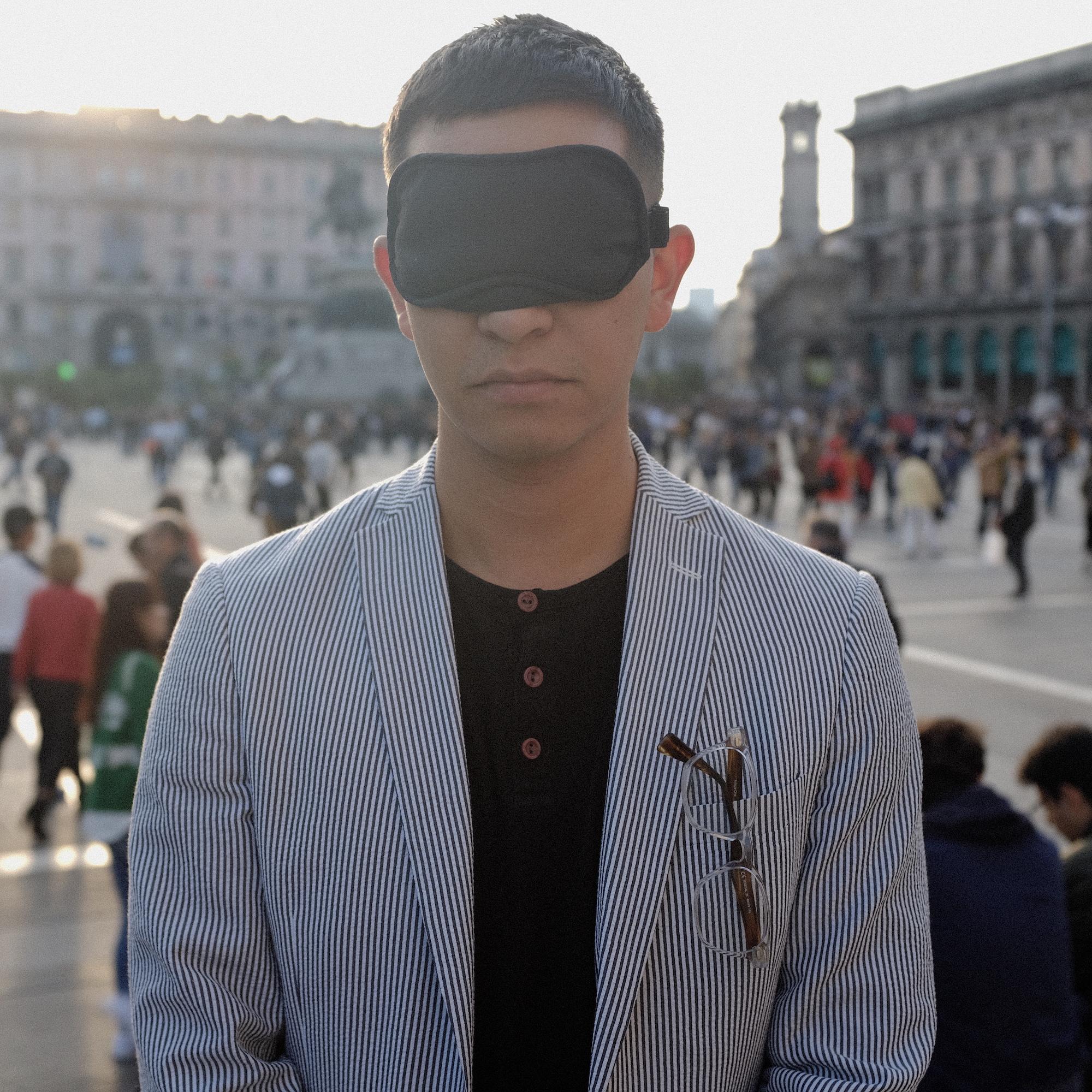 actor E.J. Enriquez large photo