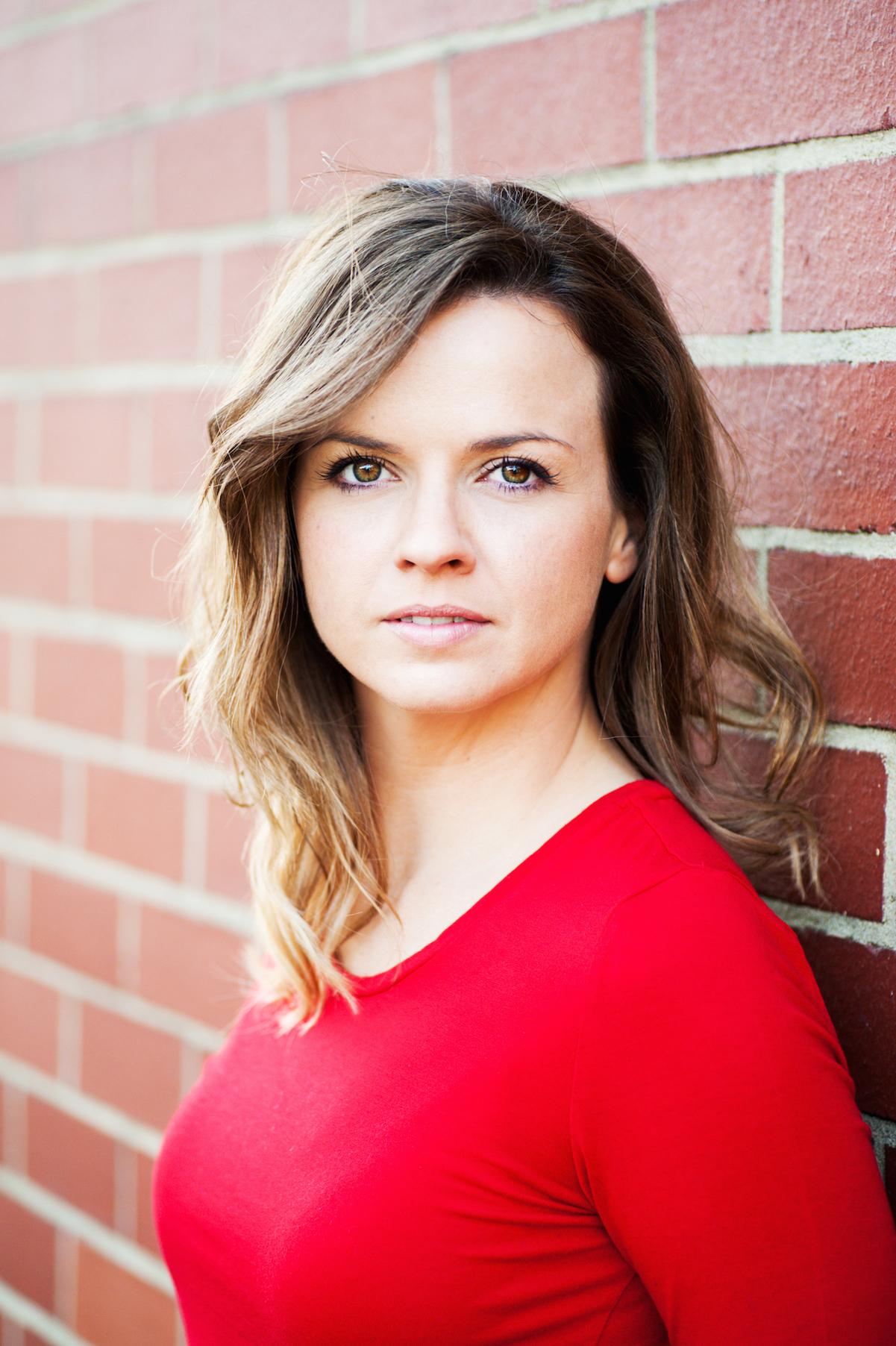 actor Genevieve Newman large photo