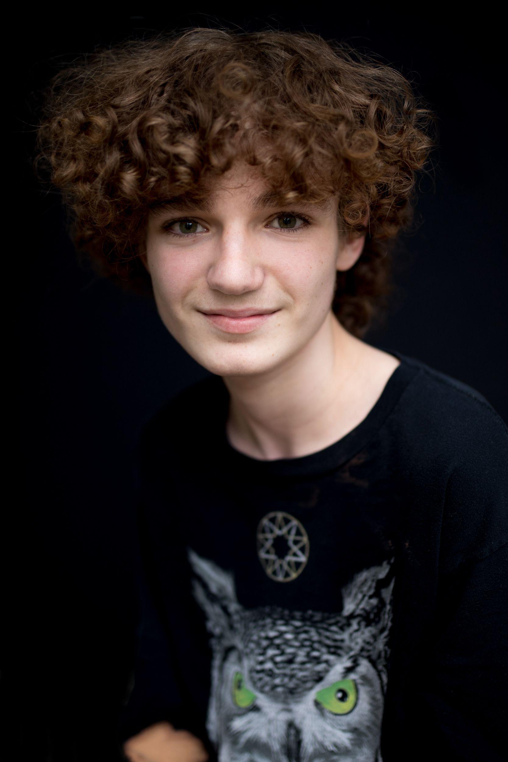 actor Harlym McMillan-Hunt large photo