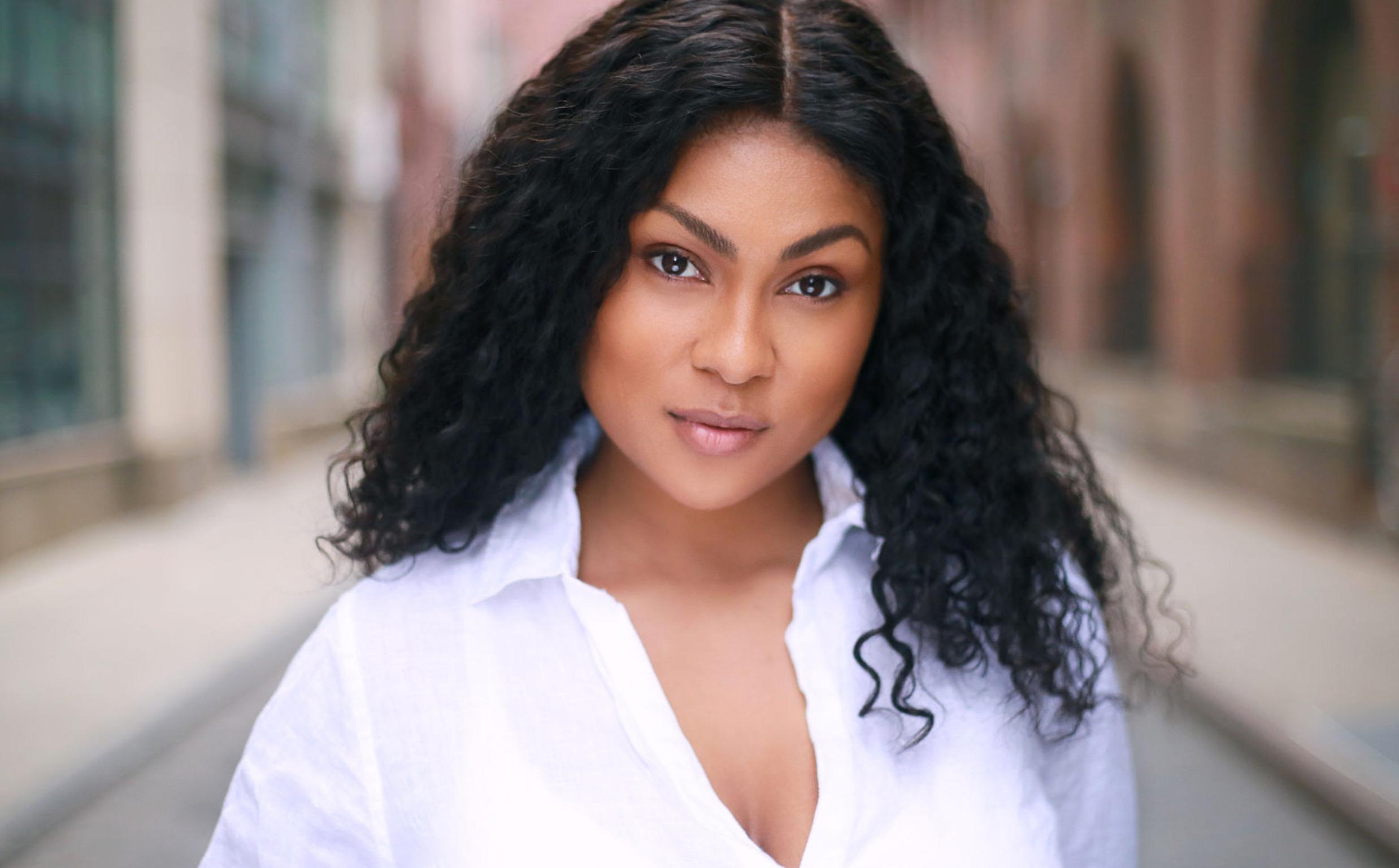 actor Tashiana Washington large photo