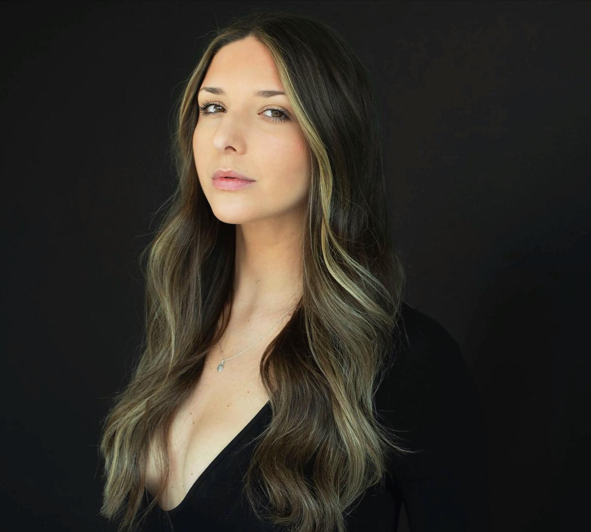 actor Jessica Vano large photo