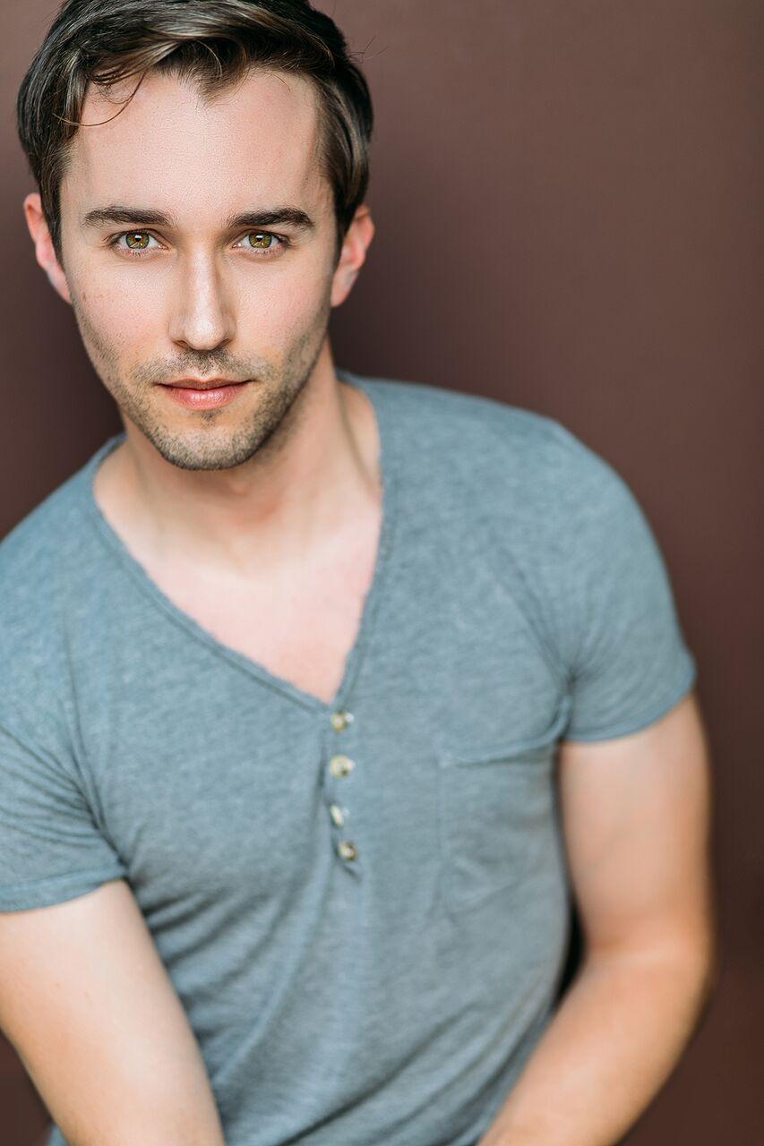 actor Jon Klaft large photo