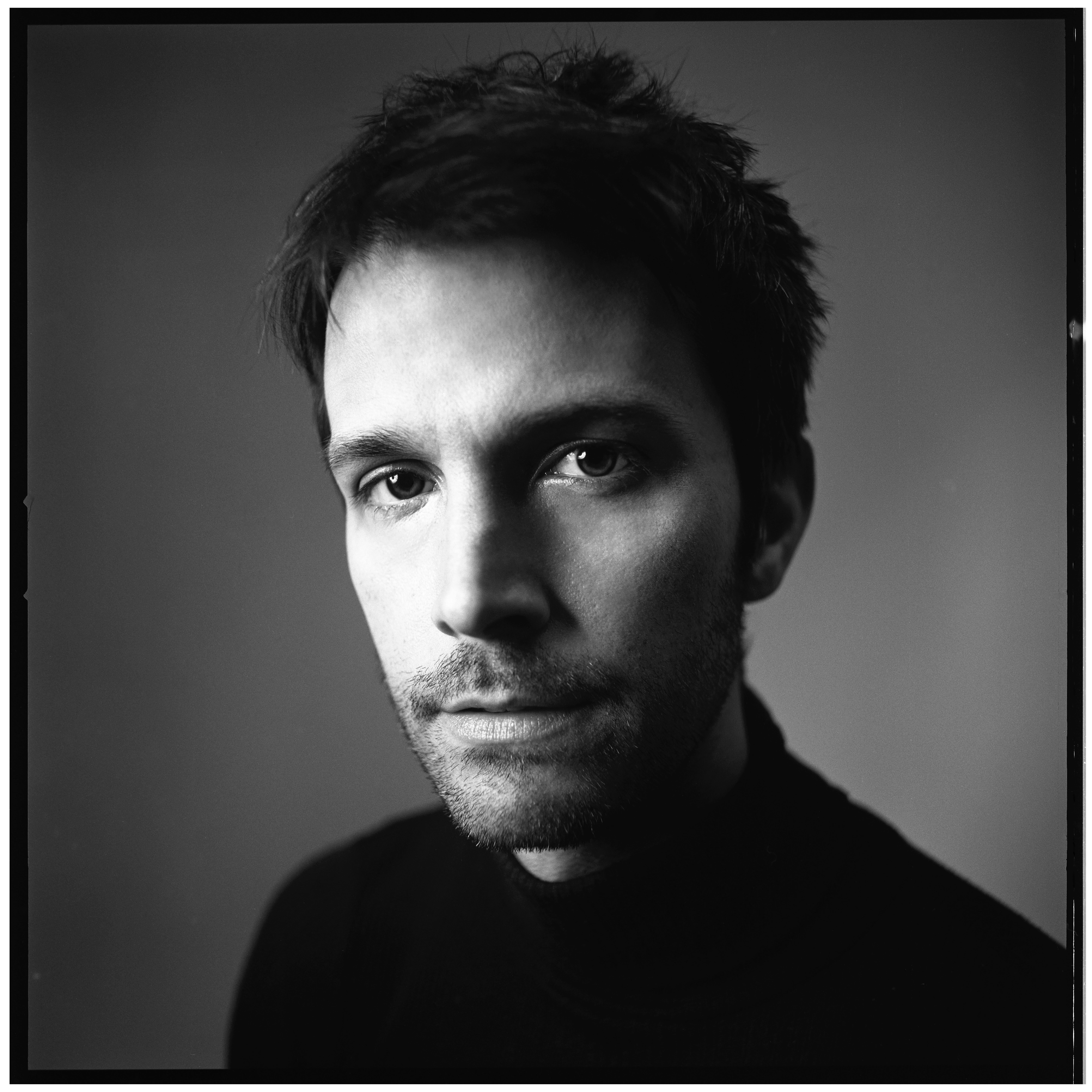 actor Tim Lacatena large photo