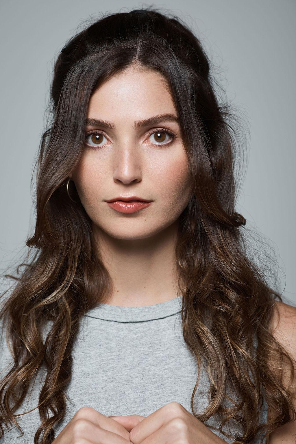 actor Alex Trewhitt large photo