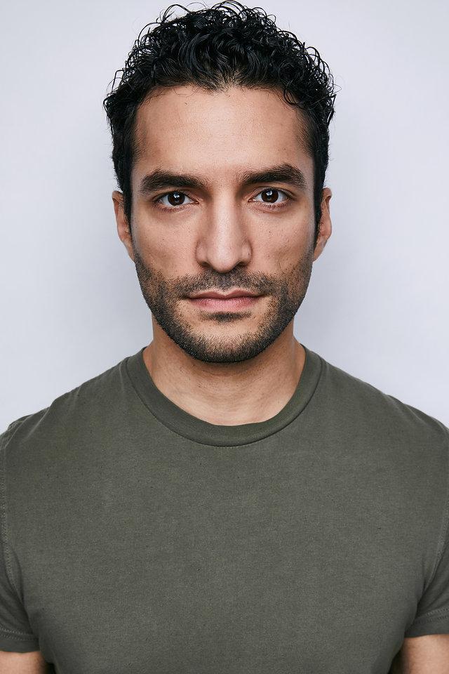 actor Ray Corasani large photo