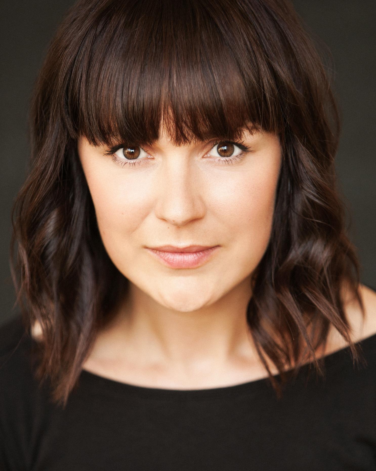 actor Catherine Ayers large photo