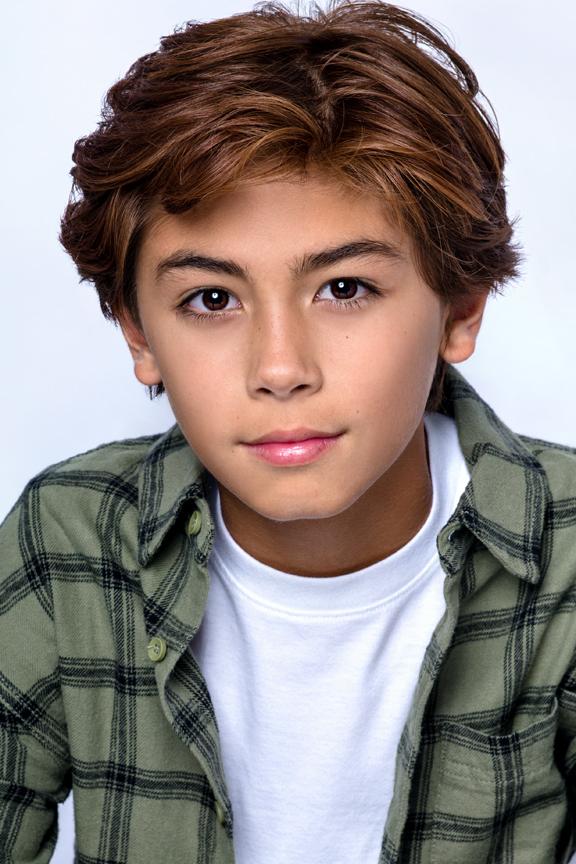 actor Liam James Ramos large photo