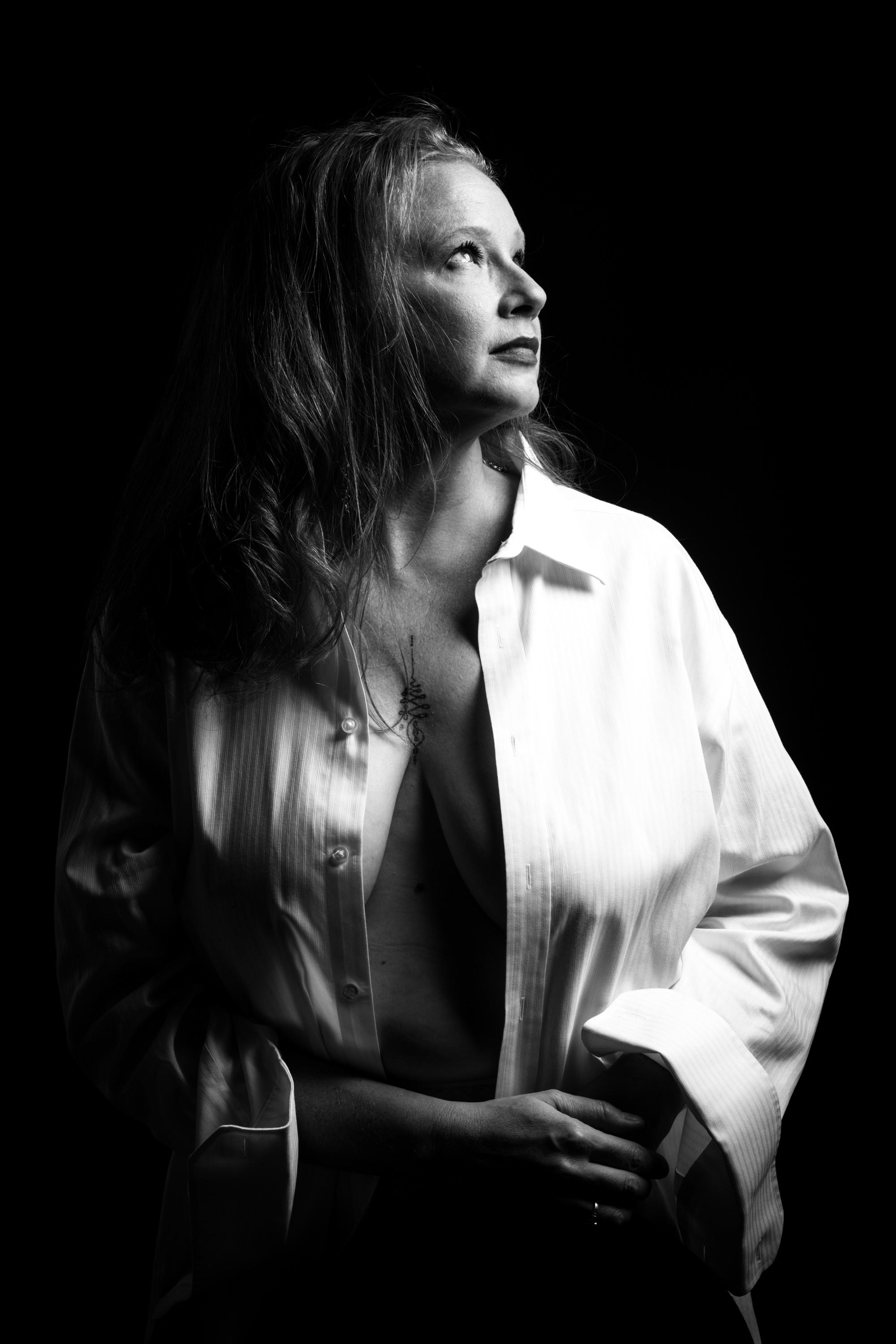 actor Kelly-Marie Murtha large photo