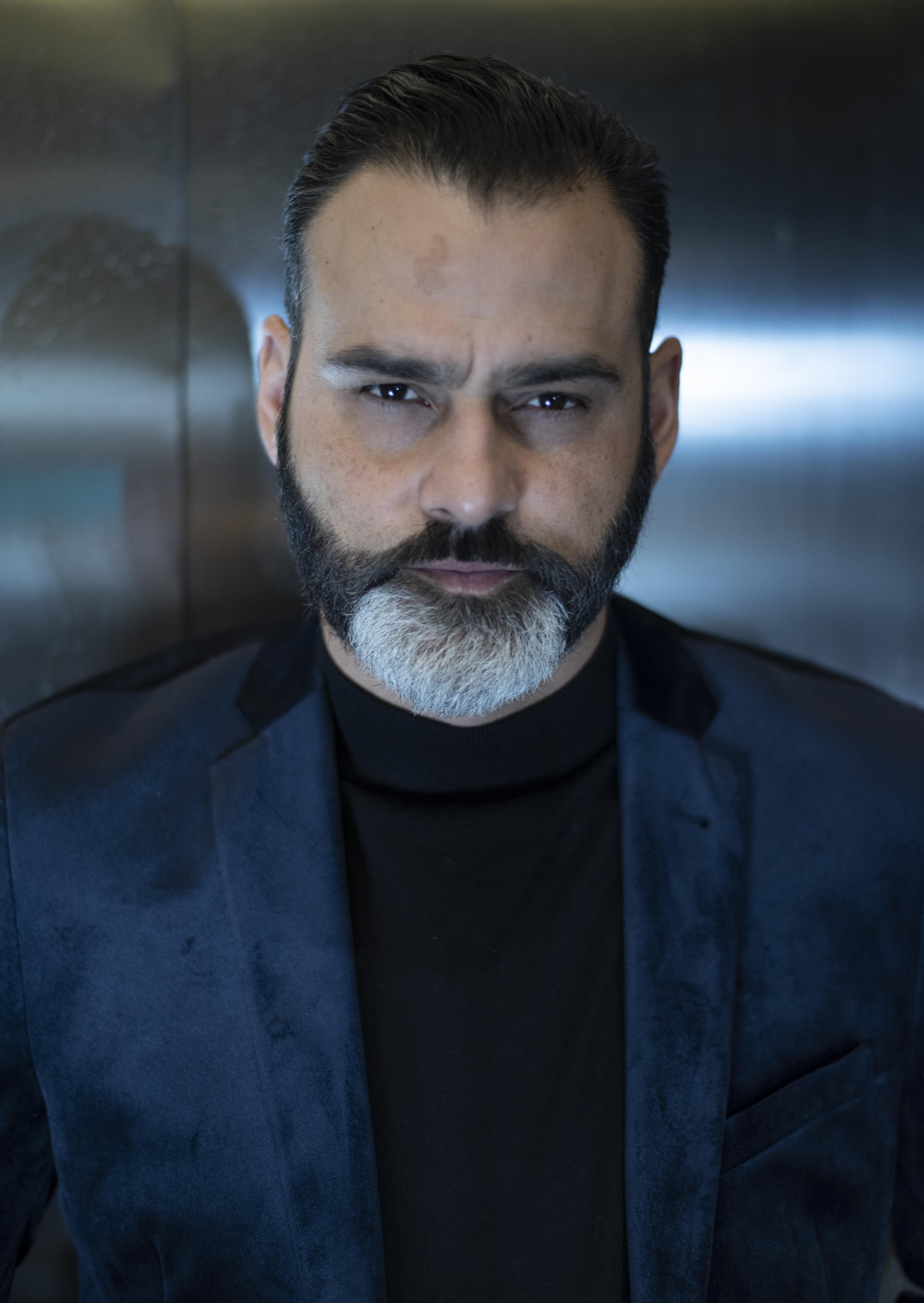 actor Vincent Rivera large photo