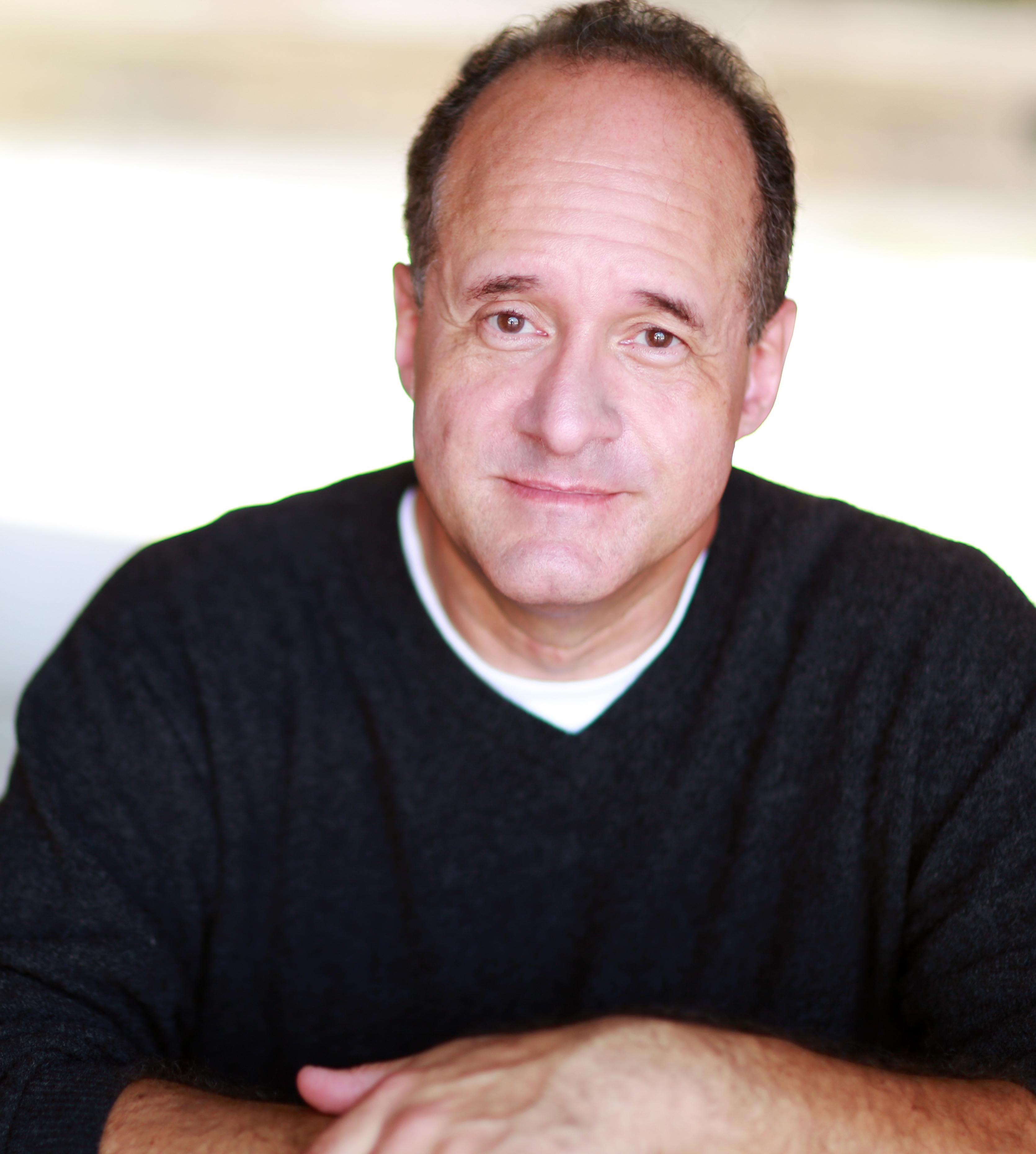 actor Adam Grupper large photo