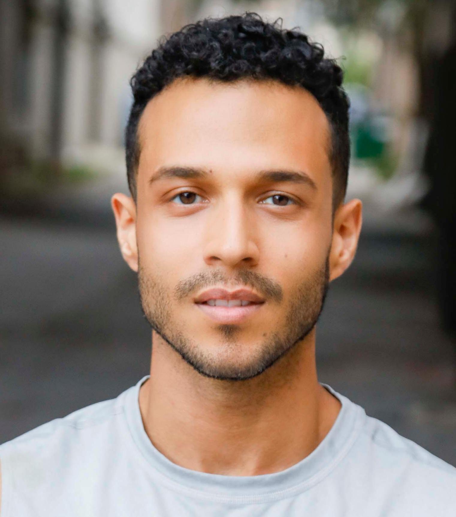 actor Omar Aragones large photo