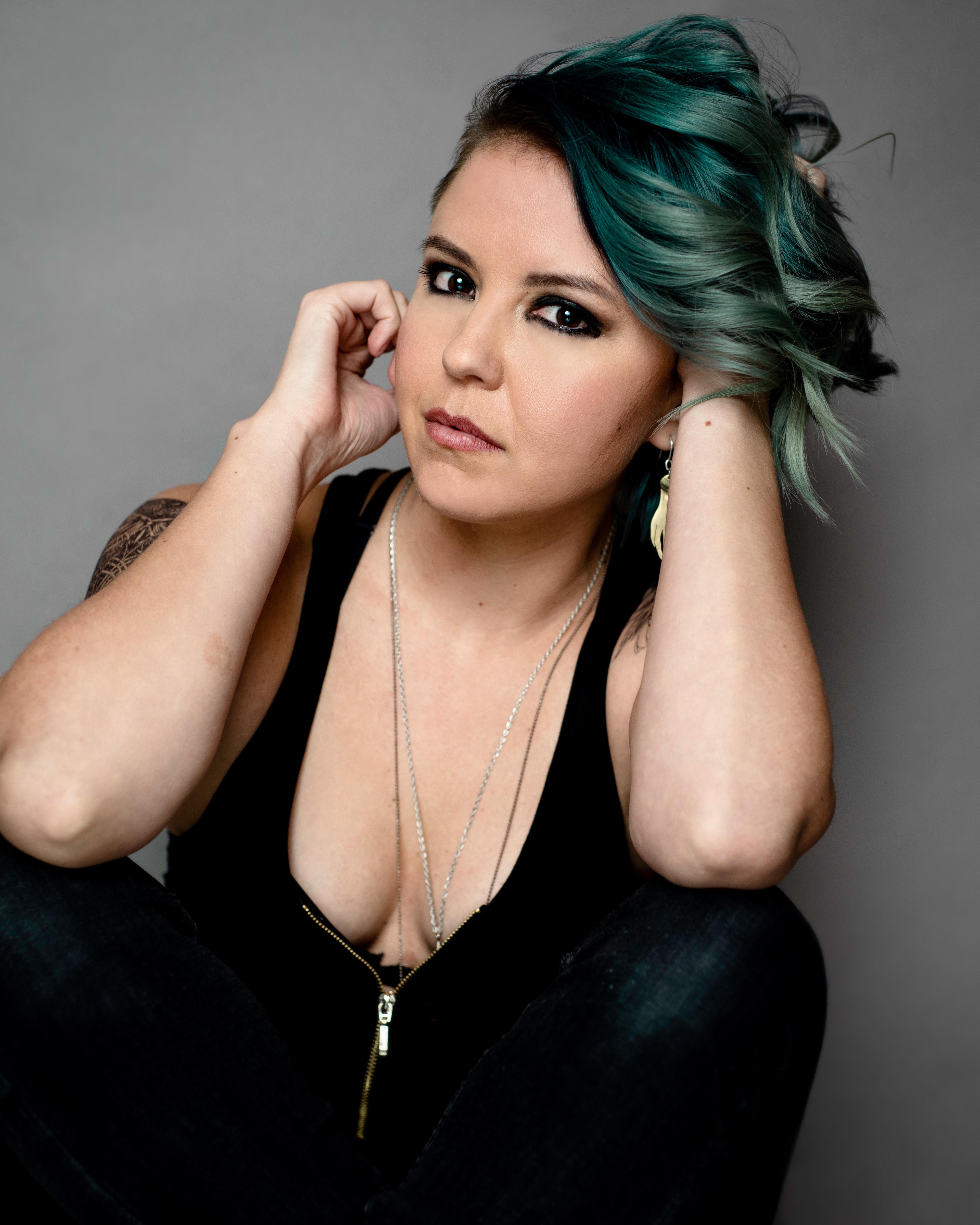 actor Mary Galloway large photo