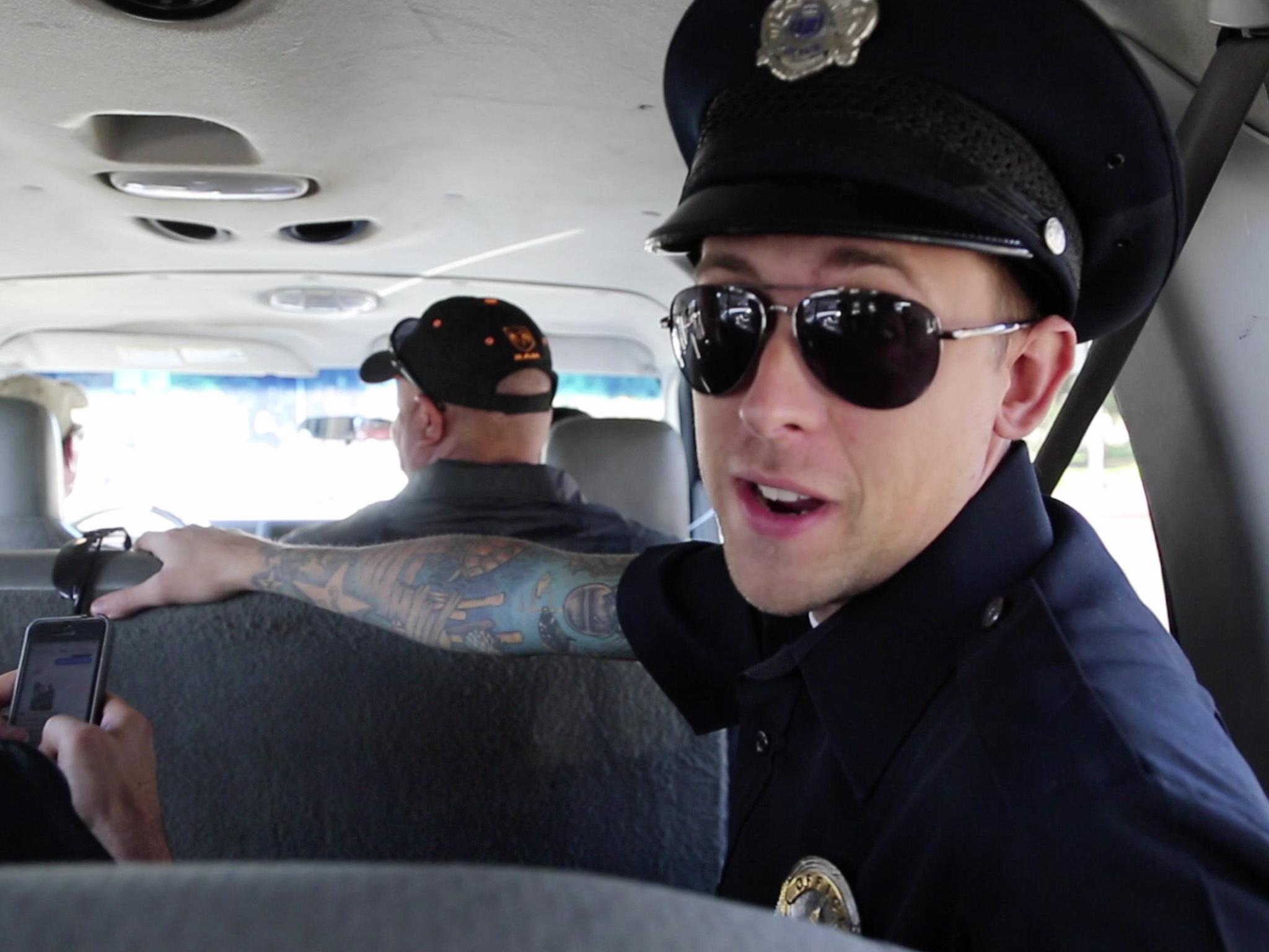 actor Roman Atwood large photo