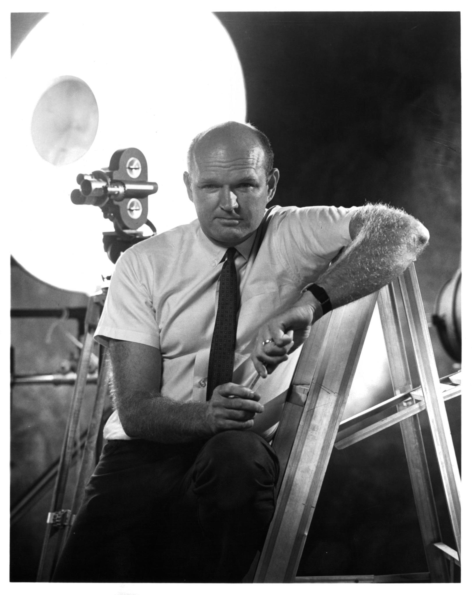 actor Warren Miller large photo