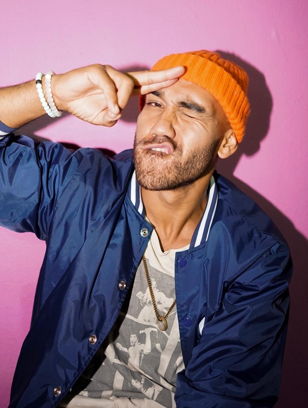 actor Lano Medina large photo