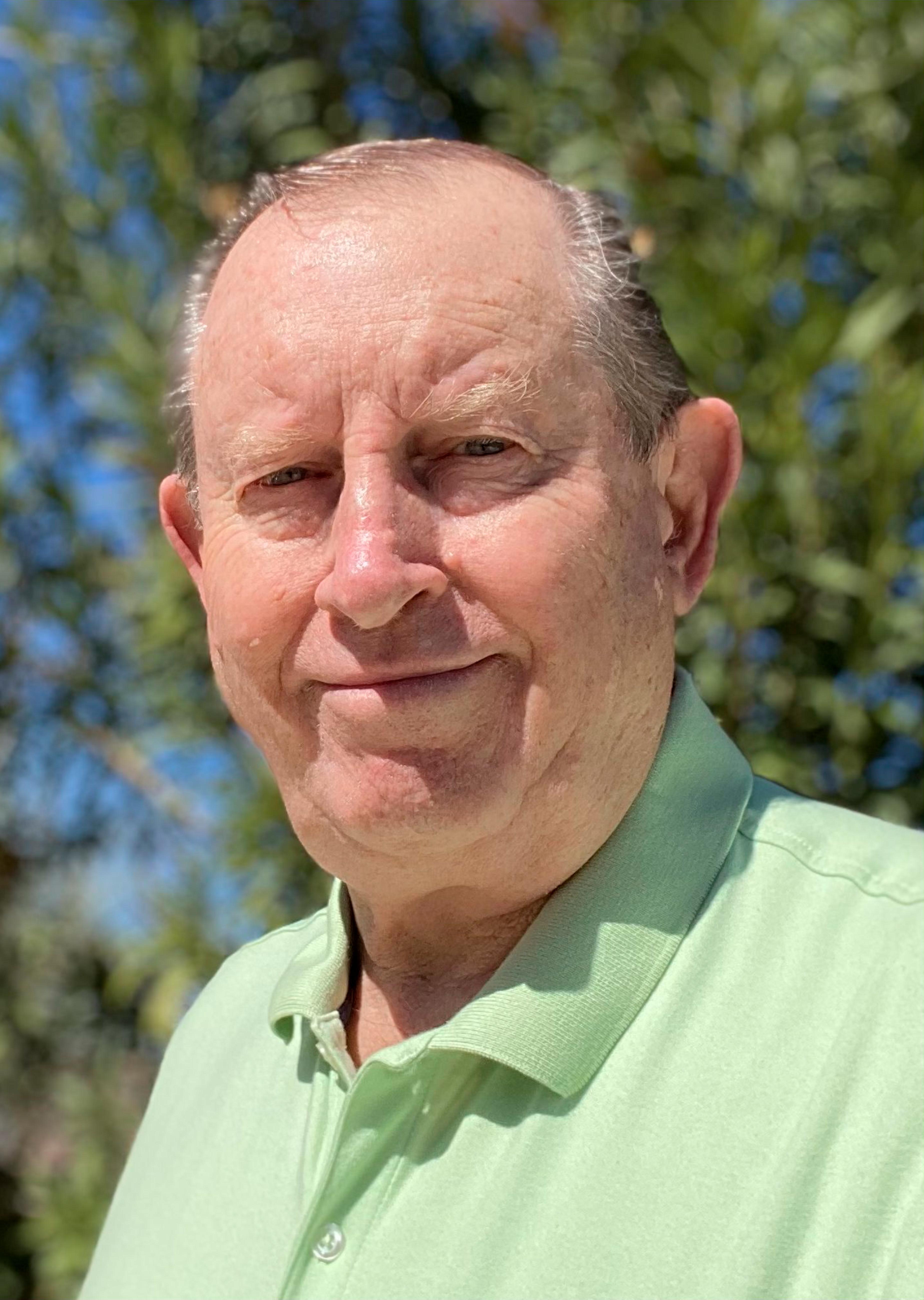 actor John Radspinner large photo