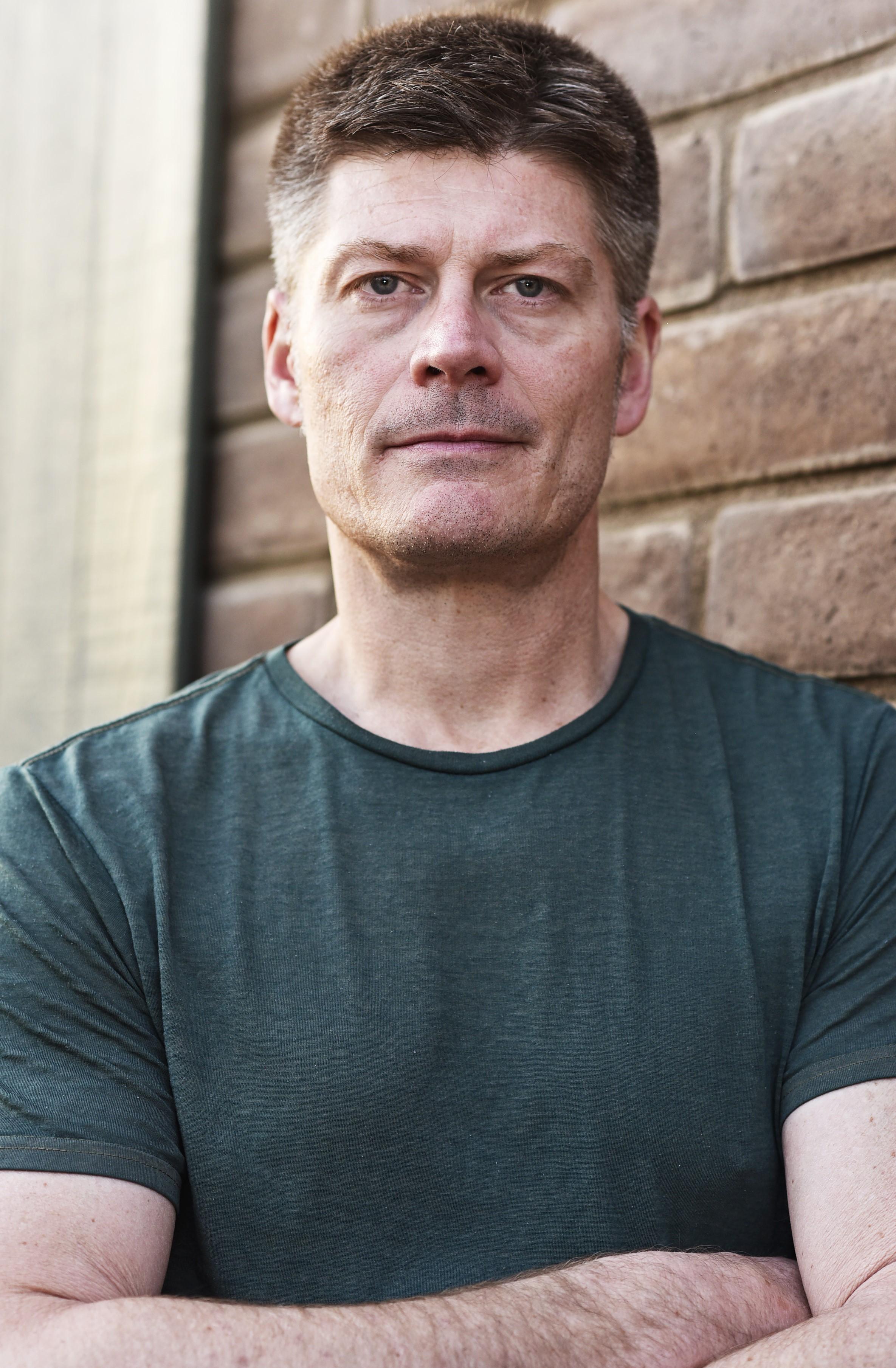 actor Jim Nieciecki large photo