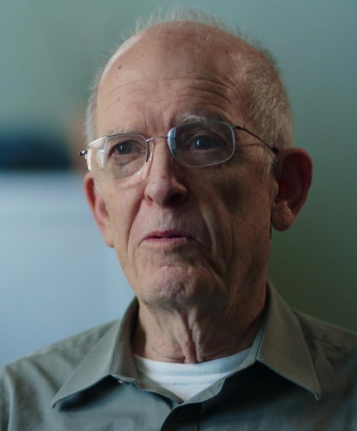 actor Roger Payne large photo