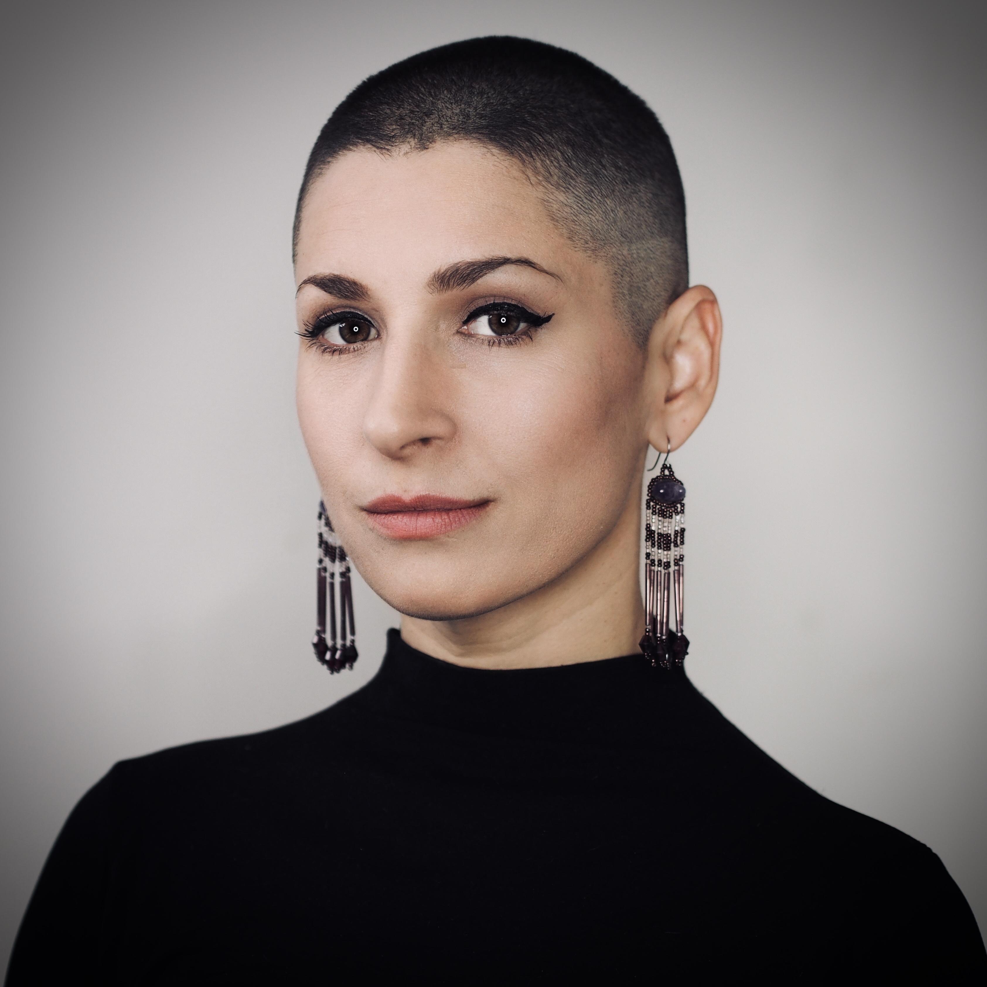 actor Laura G. Chirinos large photo