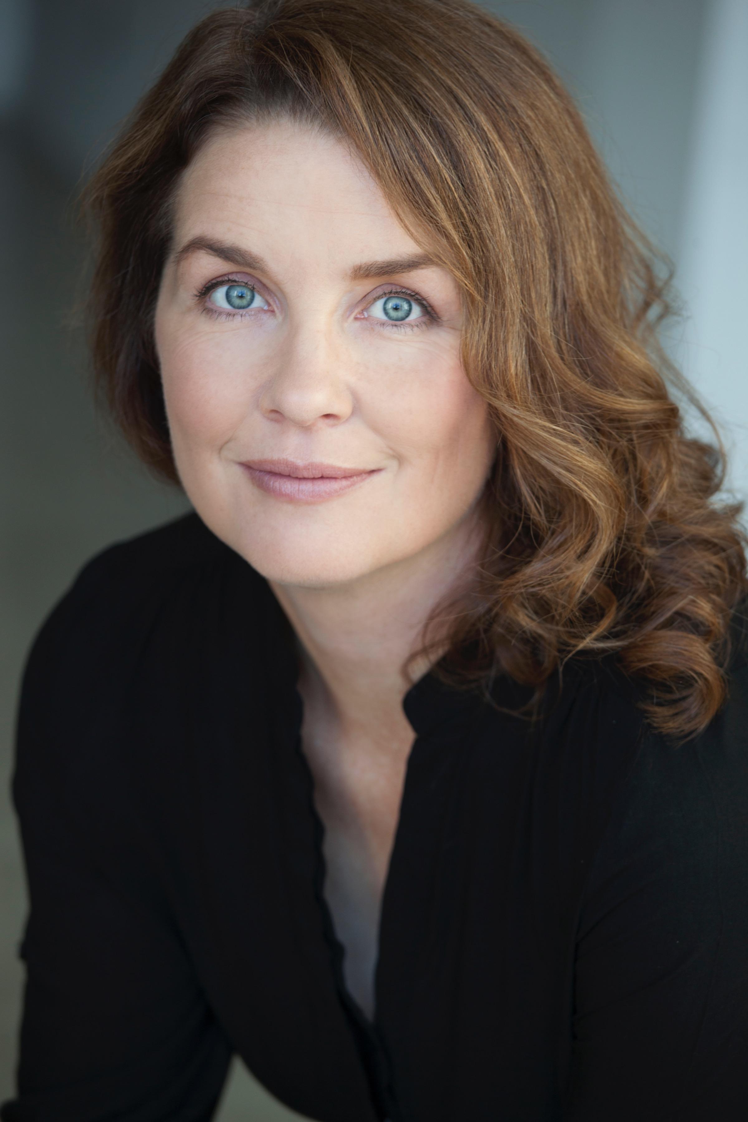 actor Stacy Smith large photo