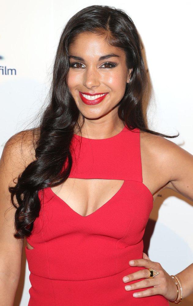 actor Sarah Roberts large photo