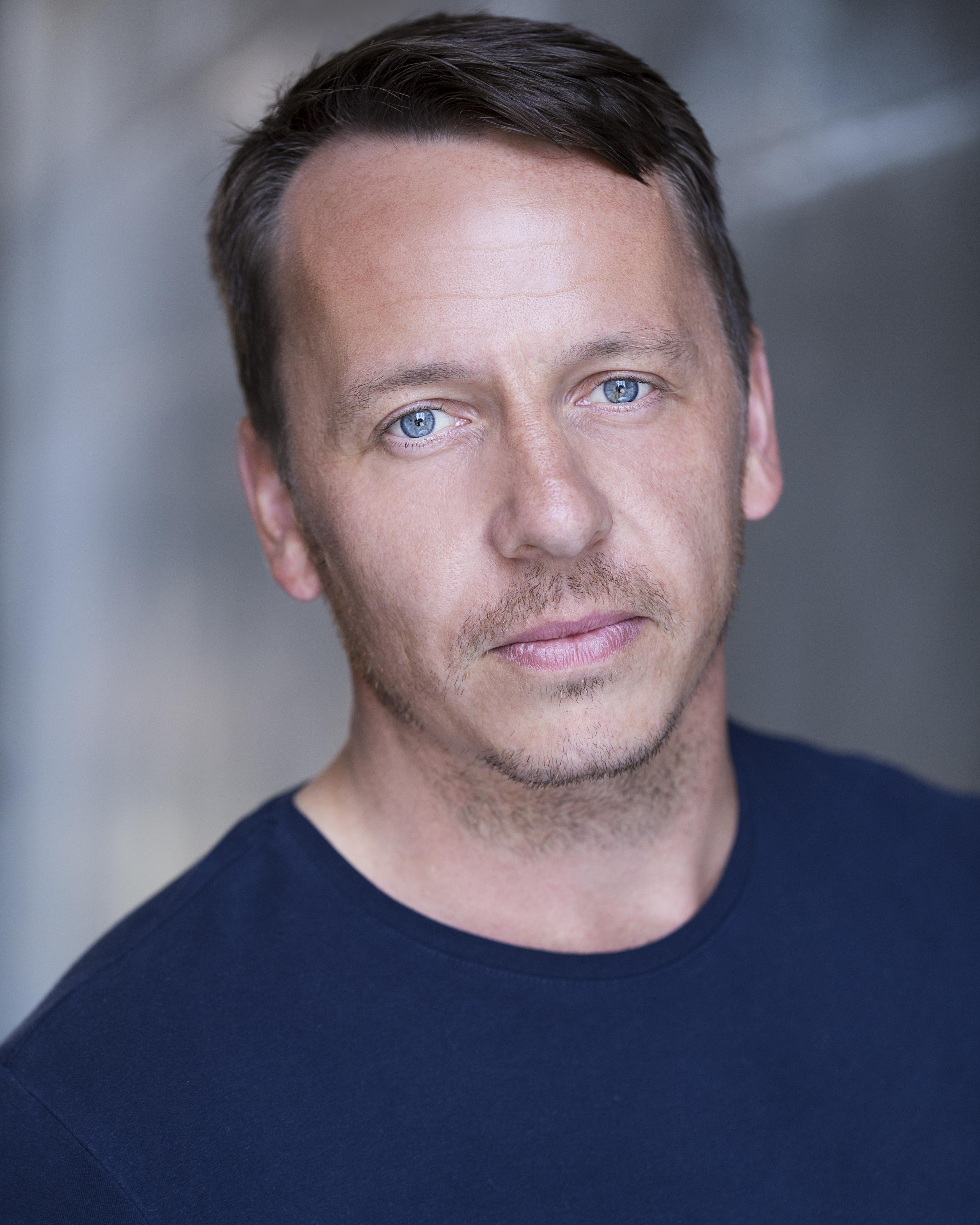 actor Sean Croke large photo