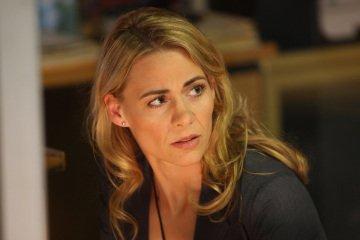 actor Deanne Bray large photo