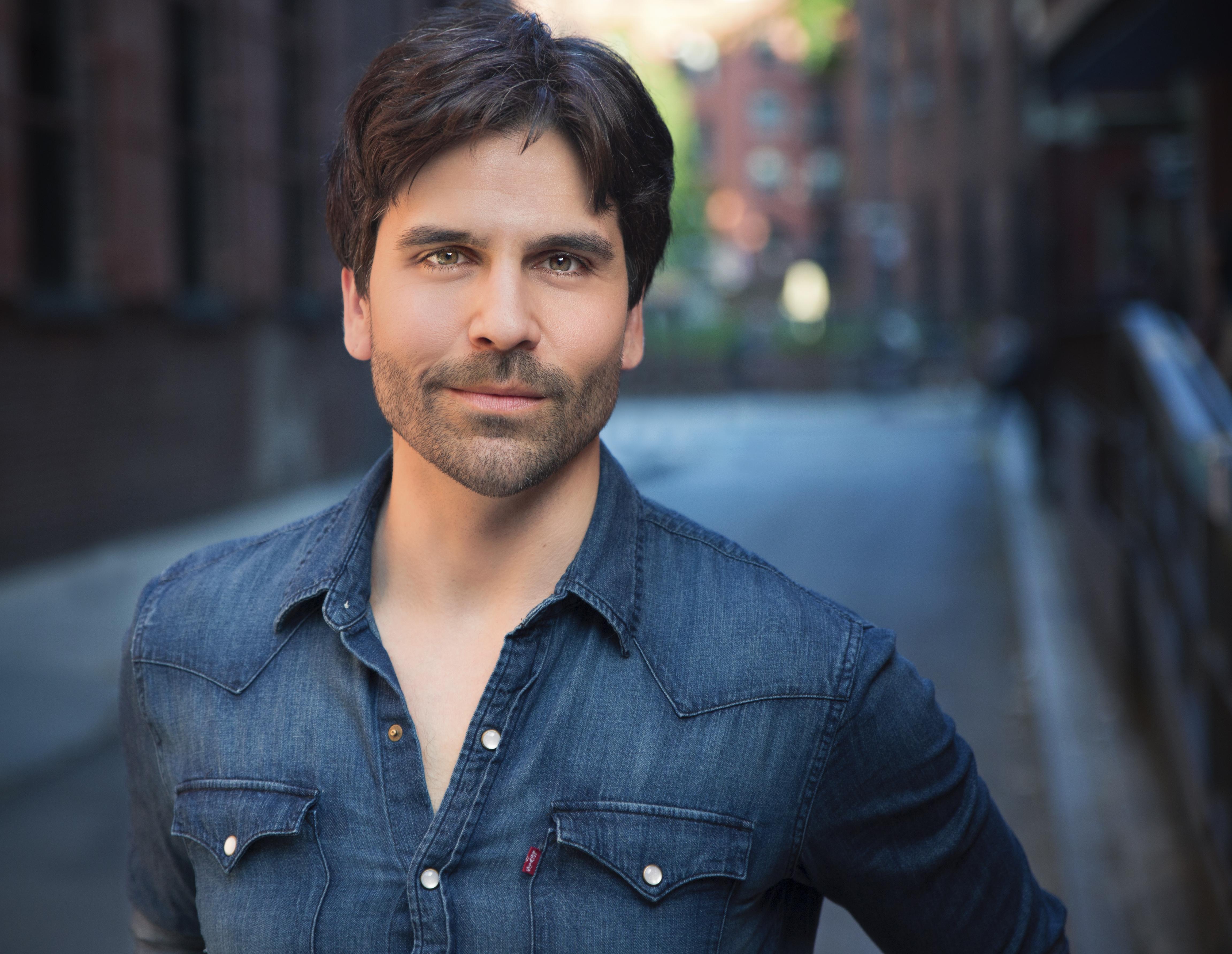 actor Steel Burkhardt large photo