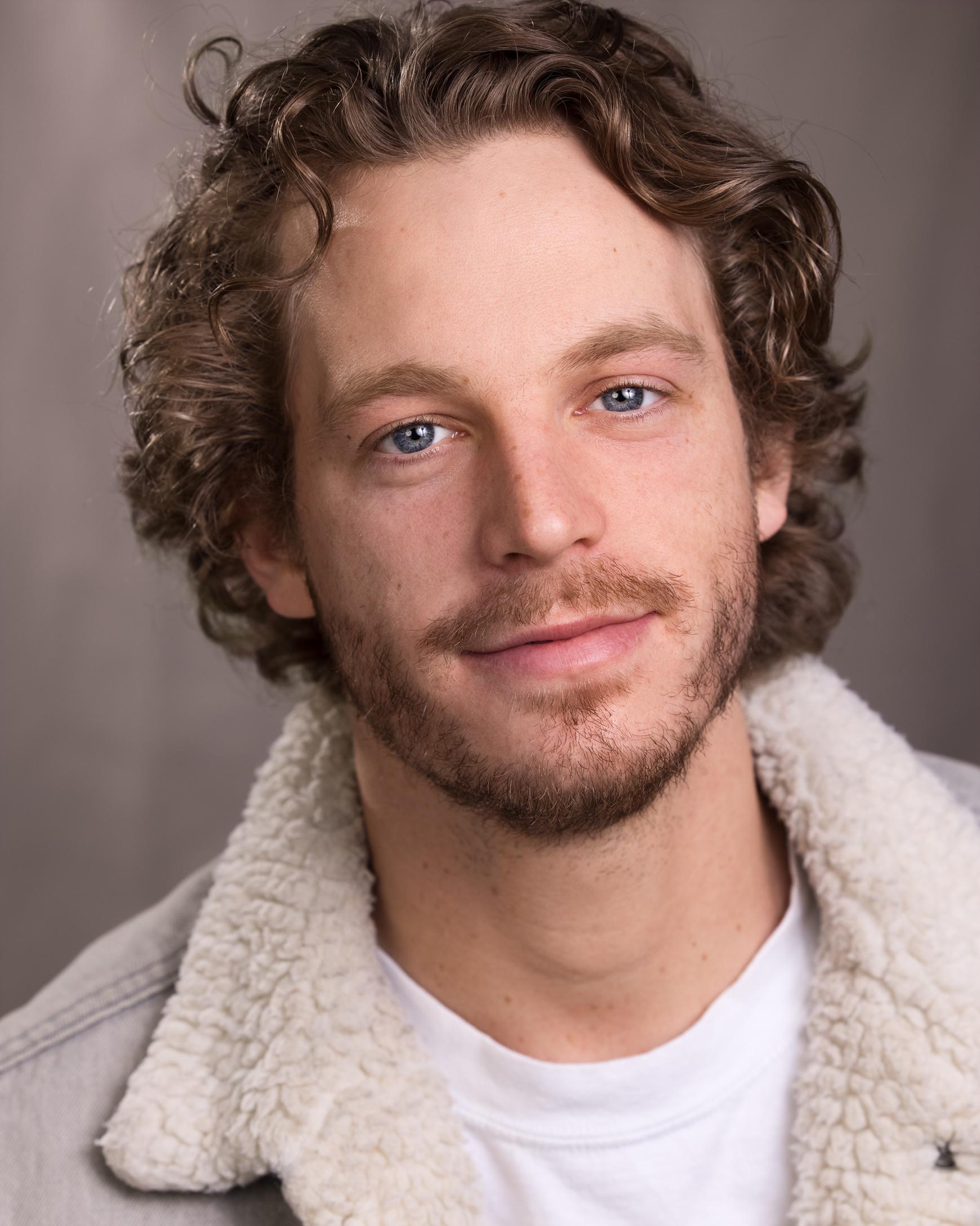 actor Robert Hadlock large photo