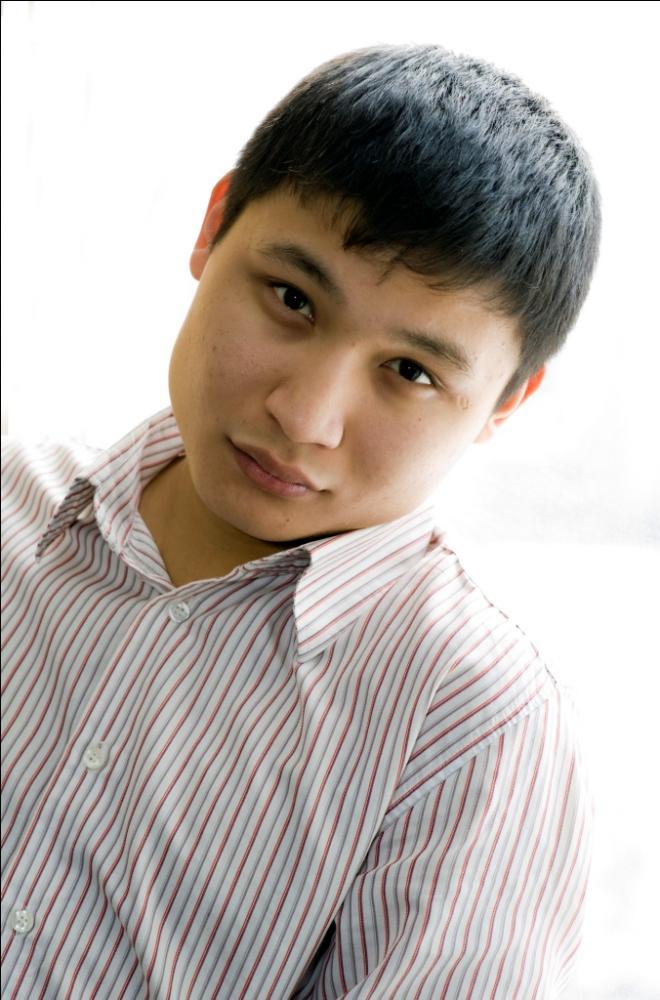 actor Azamat Nigmanov large photo