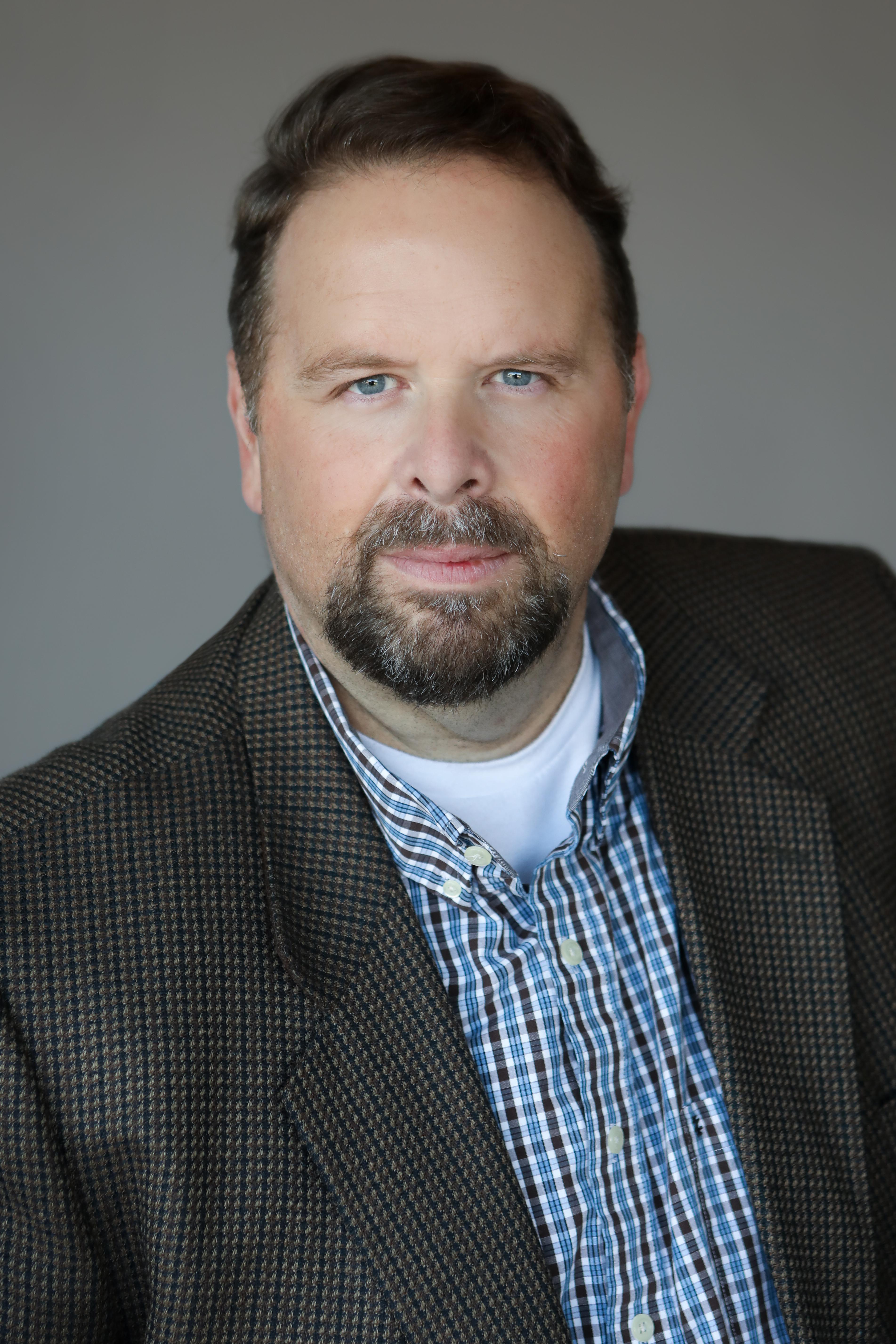 actor Josh Bond large photo